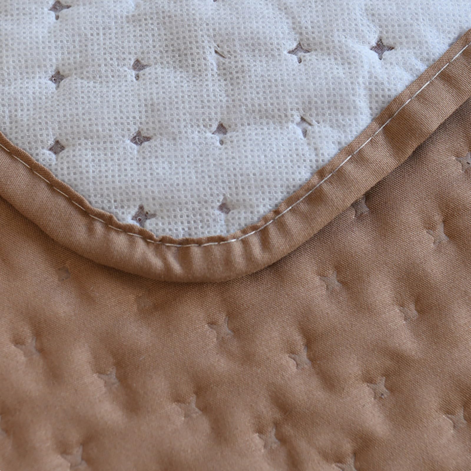 Copripoltrona Reclinabile Rinfrescante con Tasca Portaoggetti, Copridivano Poltrona Impermeabile con Elastici, Protezione per Mobili Traspirante e Lavabile(Beige,55x196cm)