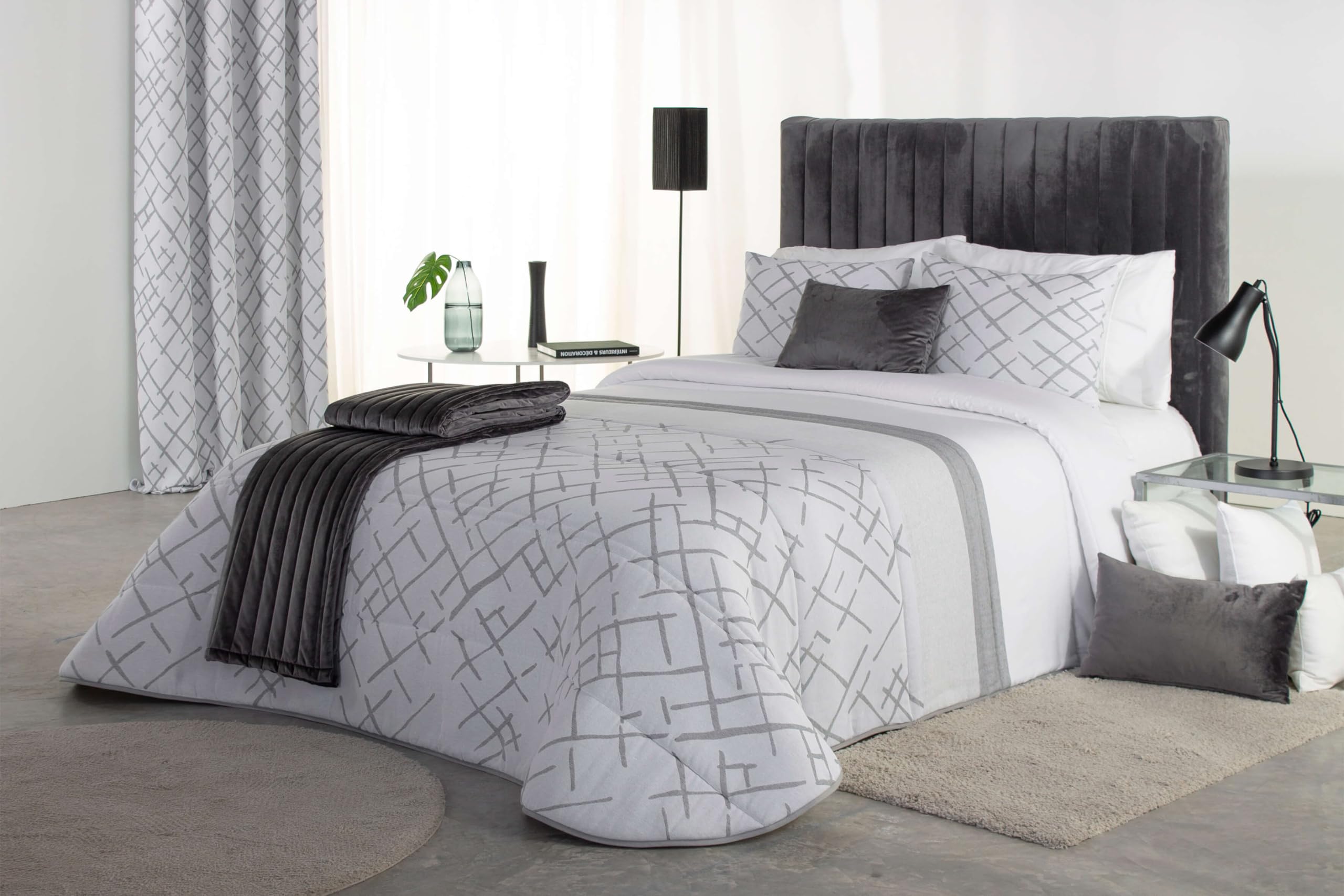 Reig Marti Edredón Jacquard Prado B3, diseño Moderno Gris, Fondo Blanco, Incluye 2 Fundas de cojín de 42x60 cm (150 cm)