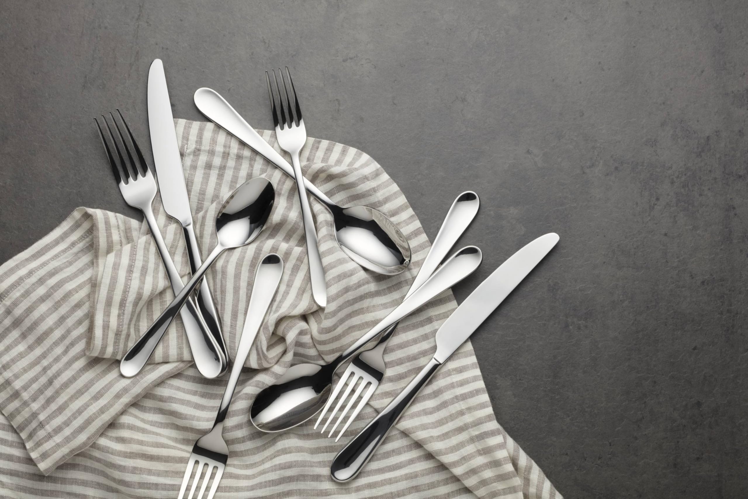 【美品】ONEIDA カトラリーセット ほぼ新品未使用】ONEIDA カトラリーセット 53点 - メルカリ