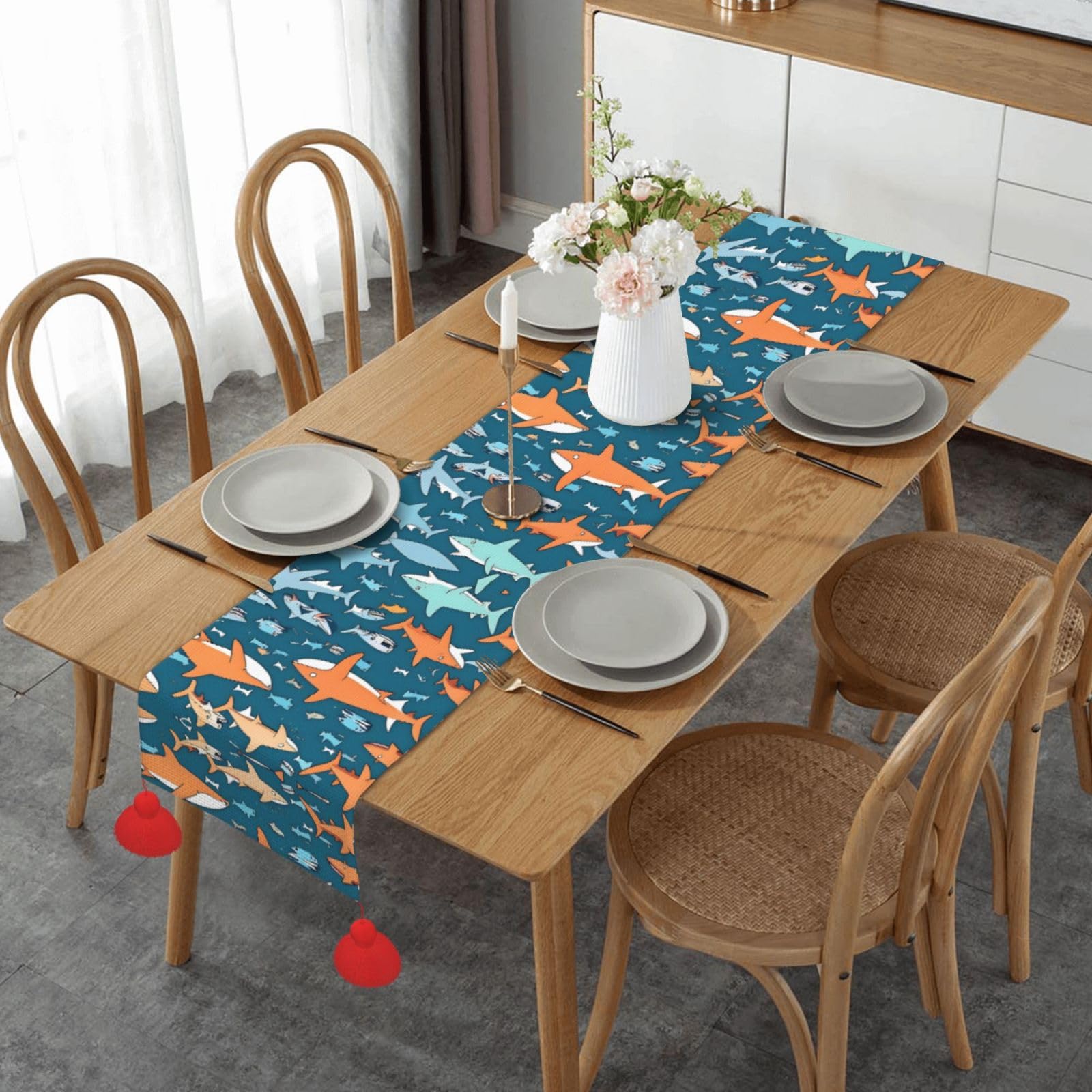 Chemin de table Selachimorphe lavable pour table de cartes et buffets