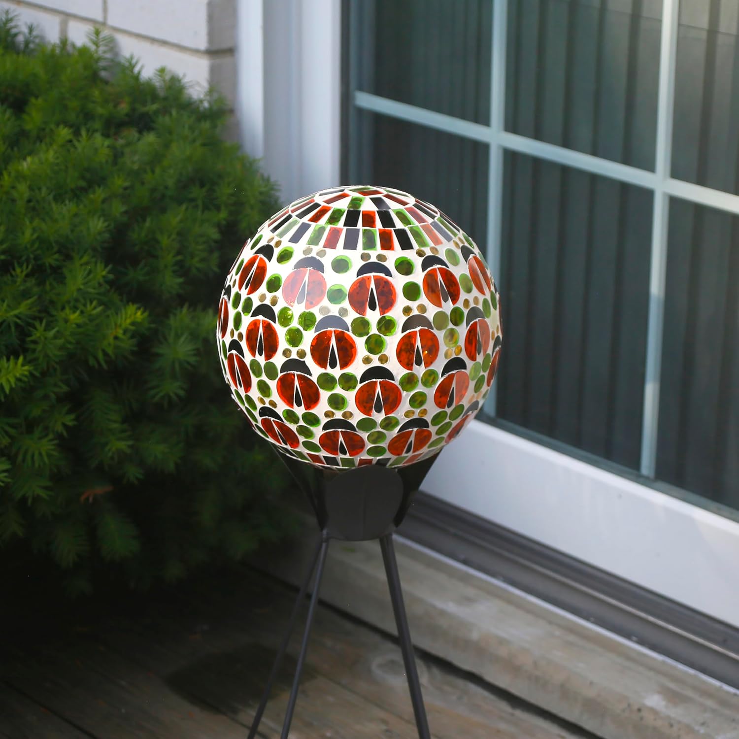 Echo Valley 8291 Ladybug Mosaic Gazing Globe Outdoor Décor for Lawns and Gardens, 10 inches