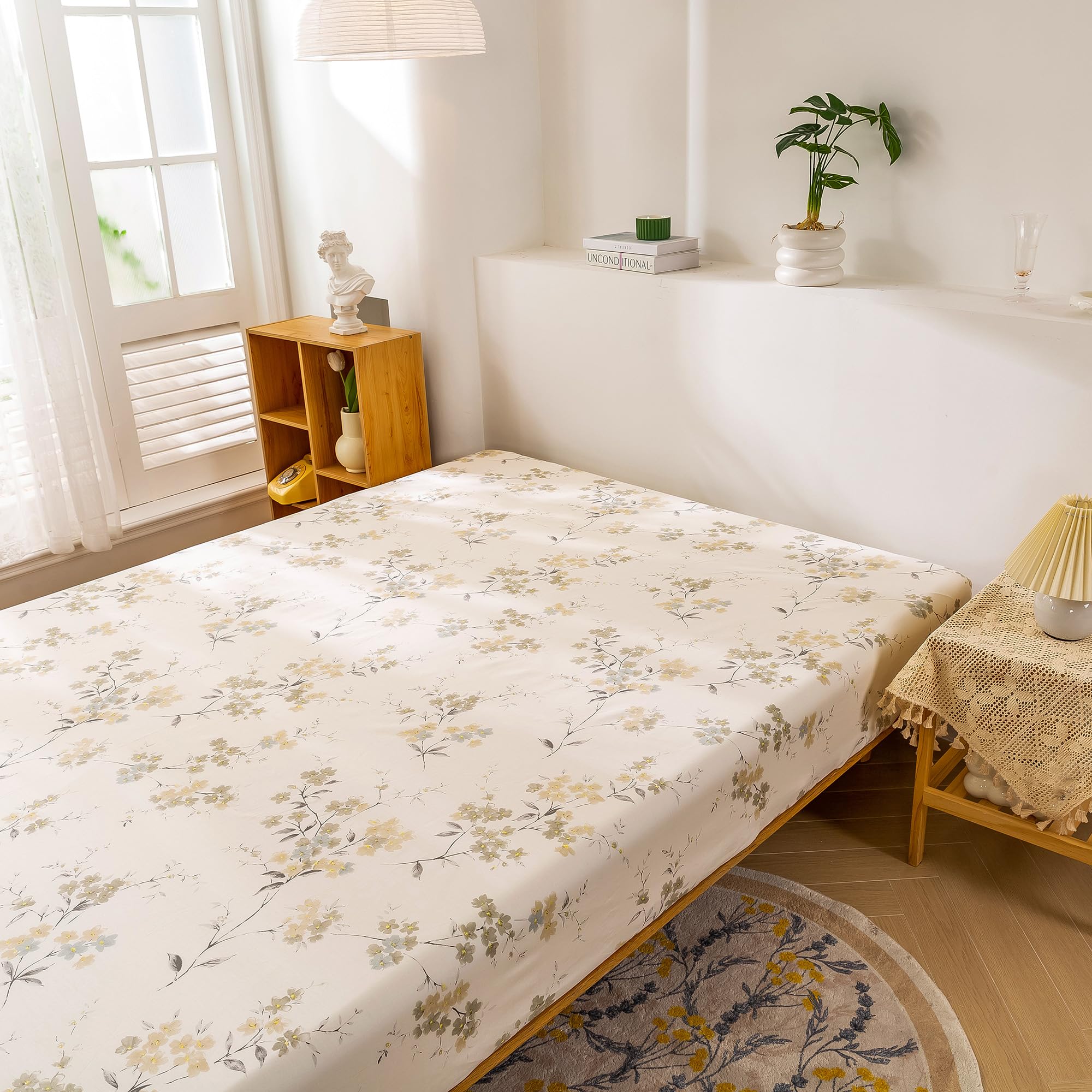 Ecocott Bedding Fitted Sheet - 100% Selected Natural Cotton - Elasticized Deep Pockets, Shrinkage & Fade Resistant - Easy Care (Vintage Floral, King)