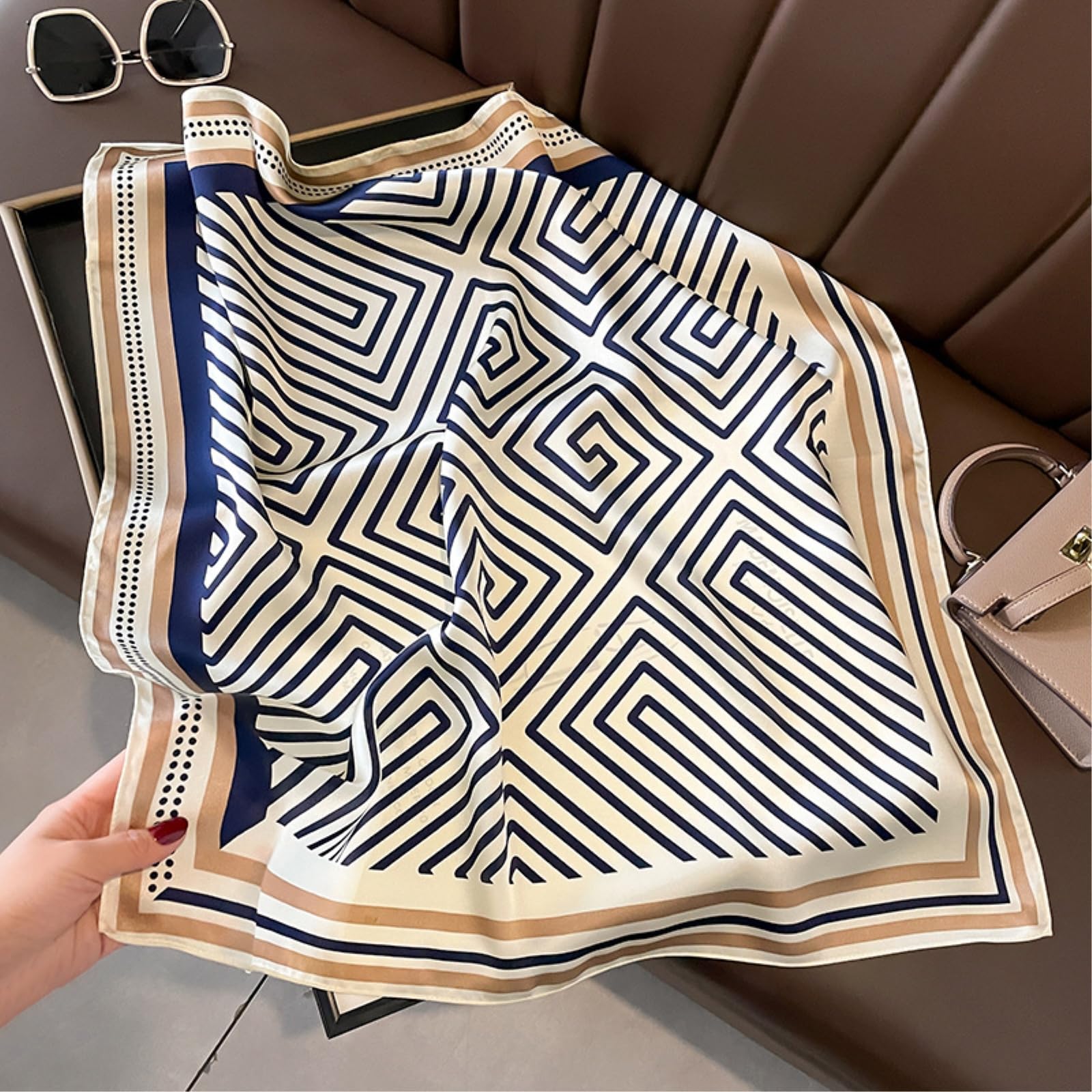 HJDMO - Bufanda griega de seda de morera de 70 cm: estampado geométrico cuadrado para mujer, pañuelo para cuello, bolso de mano, pañuelo de bolsillo, cuadrado, negro y blanco