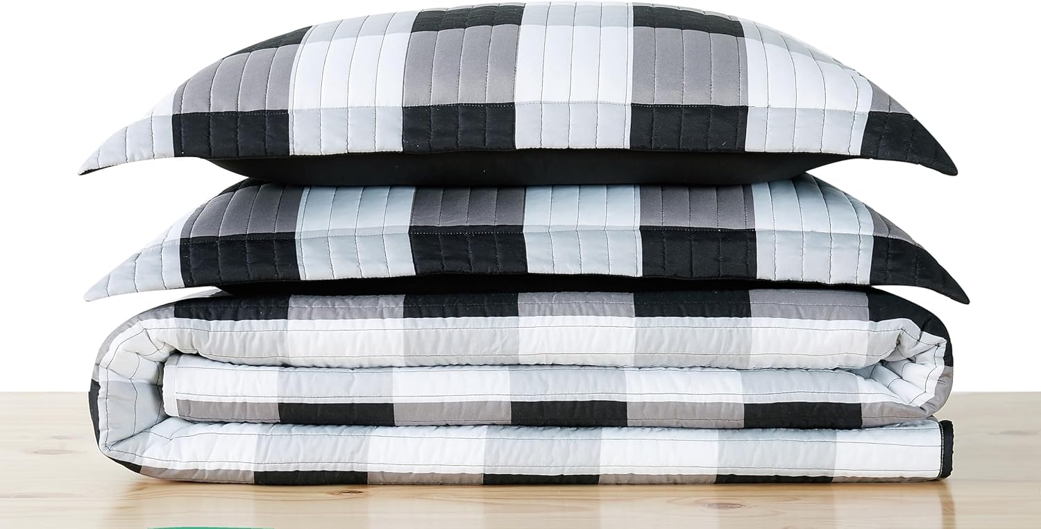 TRULY SOFT Everyday Buffalo Plaid Black Polyester 3-Piece Full/Queen Quilt Set, Plaid Themed, for Men and Women, Oeko-TEX Certified Confidence