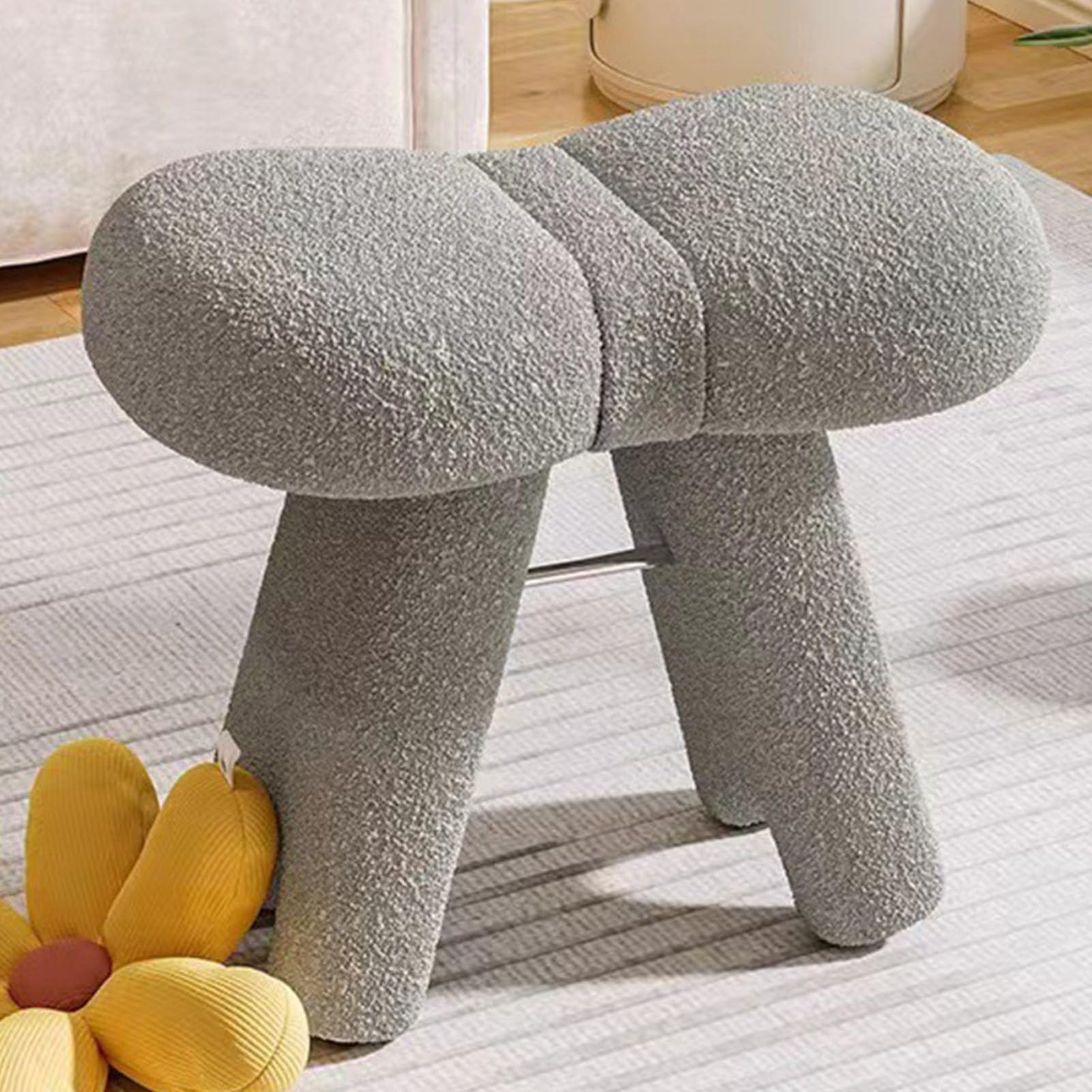Silla de maquillaje de felpa para decorar el salón y entradas de casa