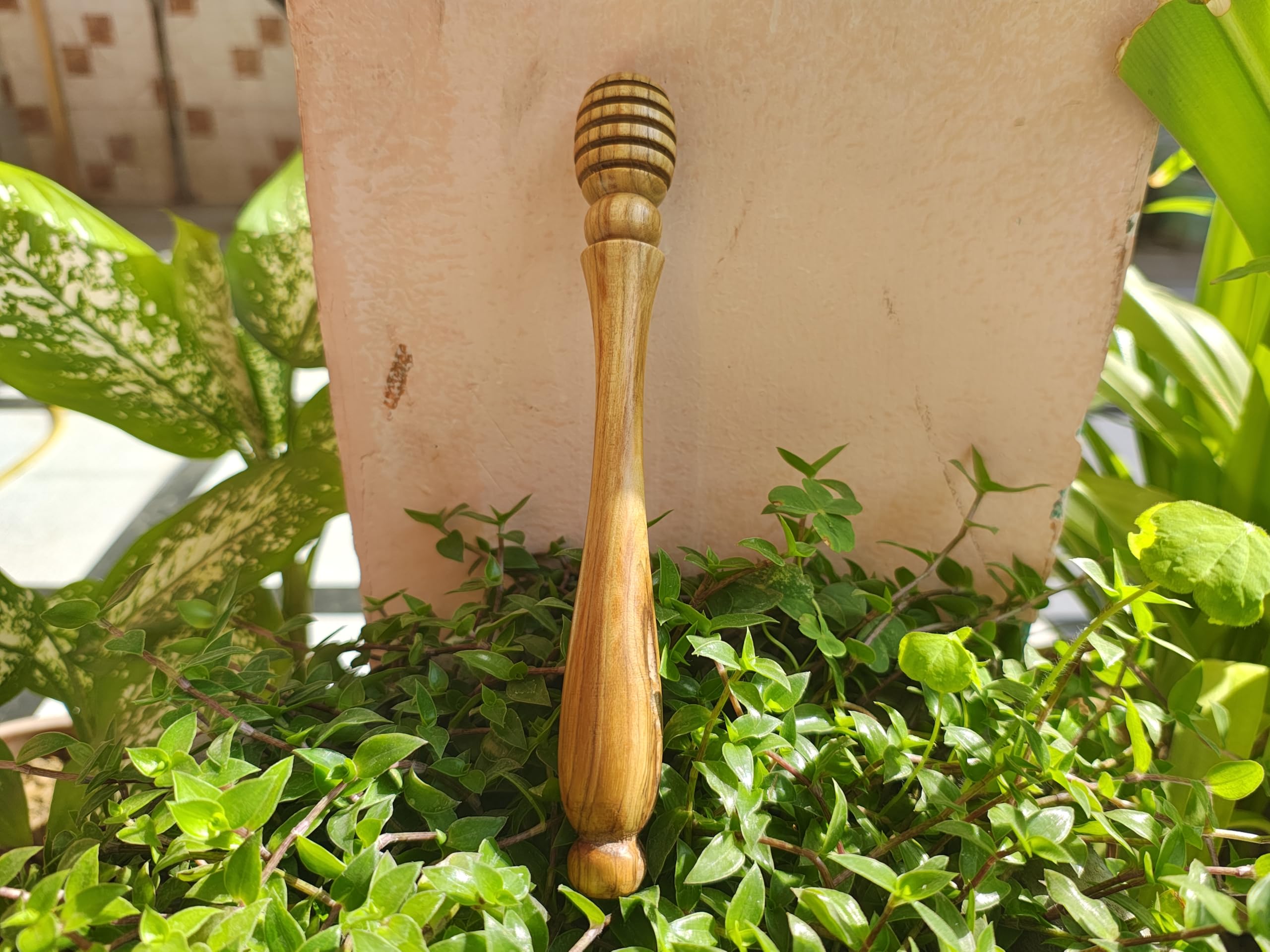 Set of 2 - 8 Inch Wooden Honey Dippers for Drizzling - Natural Sagwan (Teak) Wood Honey Sticks with Long Handle and Deep Grooves - Reusable Wooden Spoon for Honey, Syrups, and Tea 3