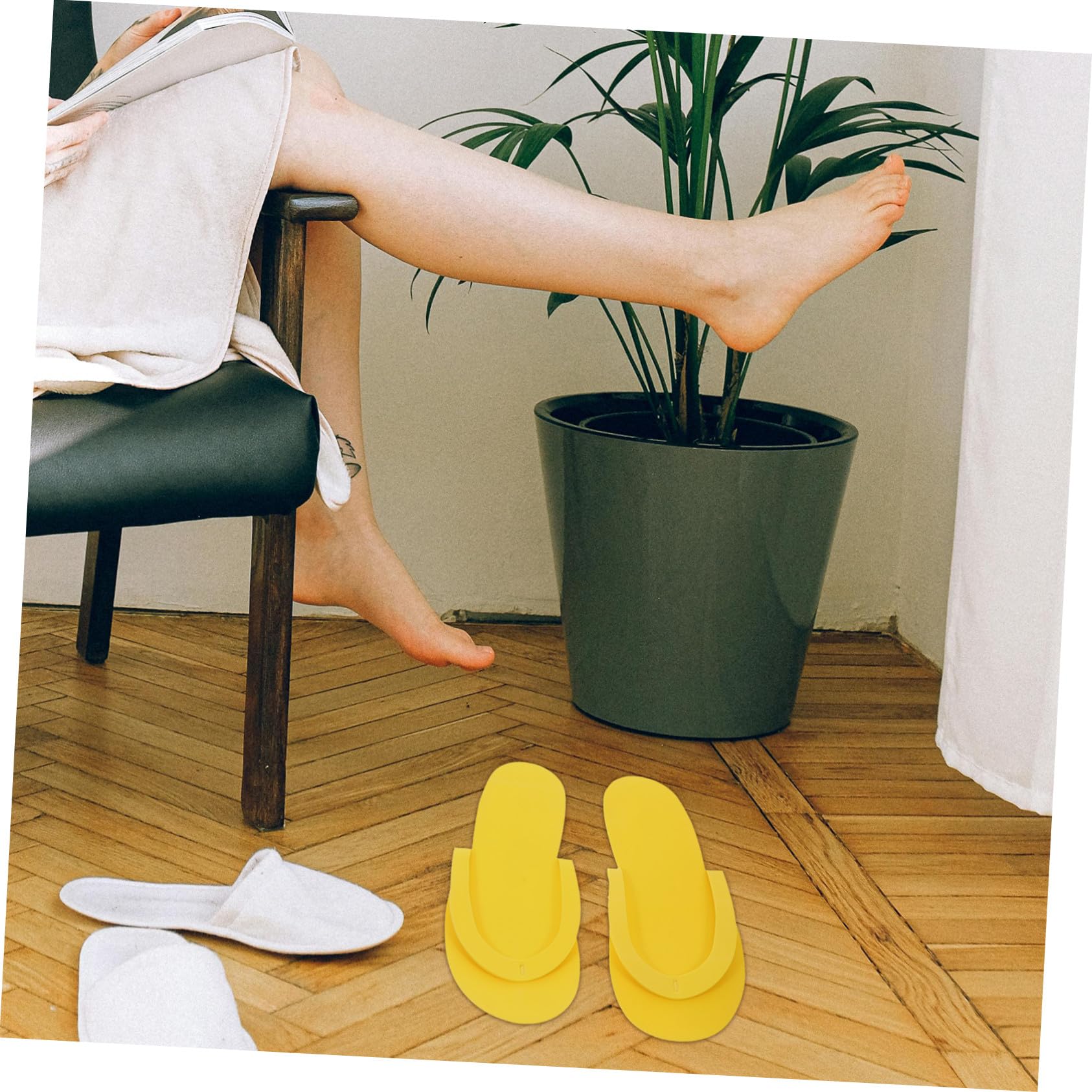 24 paia Pantofole Usa e Getta in EVA Leggere Antiscivolo per Pedicure Spa e Hotel Infradito Monouso per Ospiti Comode e Igieniche per Viaggi e Piscina