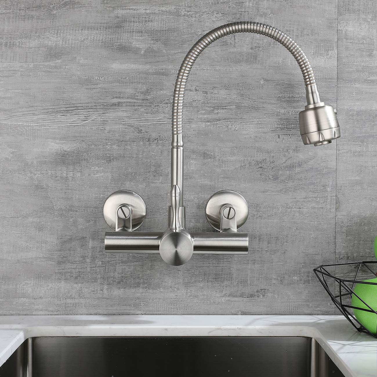 grifo Cocina Pared,Material De Acero Inoxidable 304 De Grado Alimenticio,Grifo De Cocina Montaje En Pared Con Giratorio 360°,Fría Distancia De 6.3-24cm Entre Dos Orifícios
