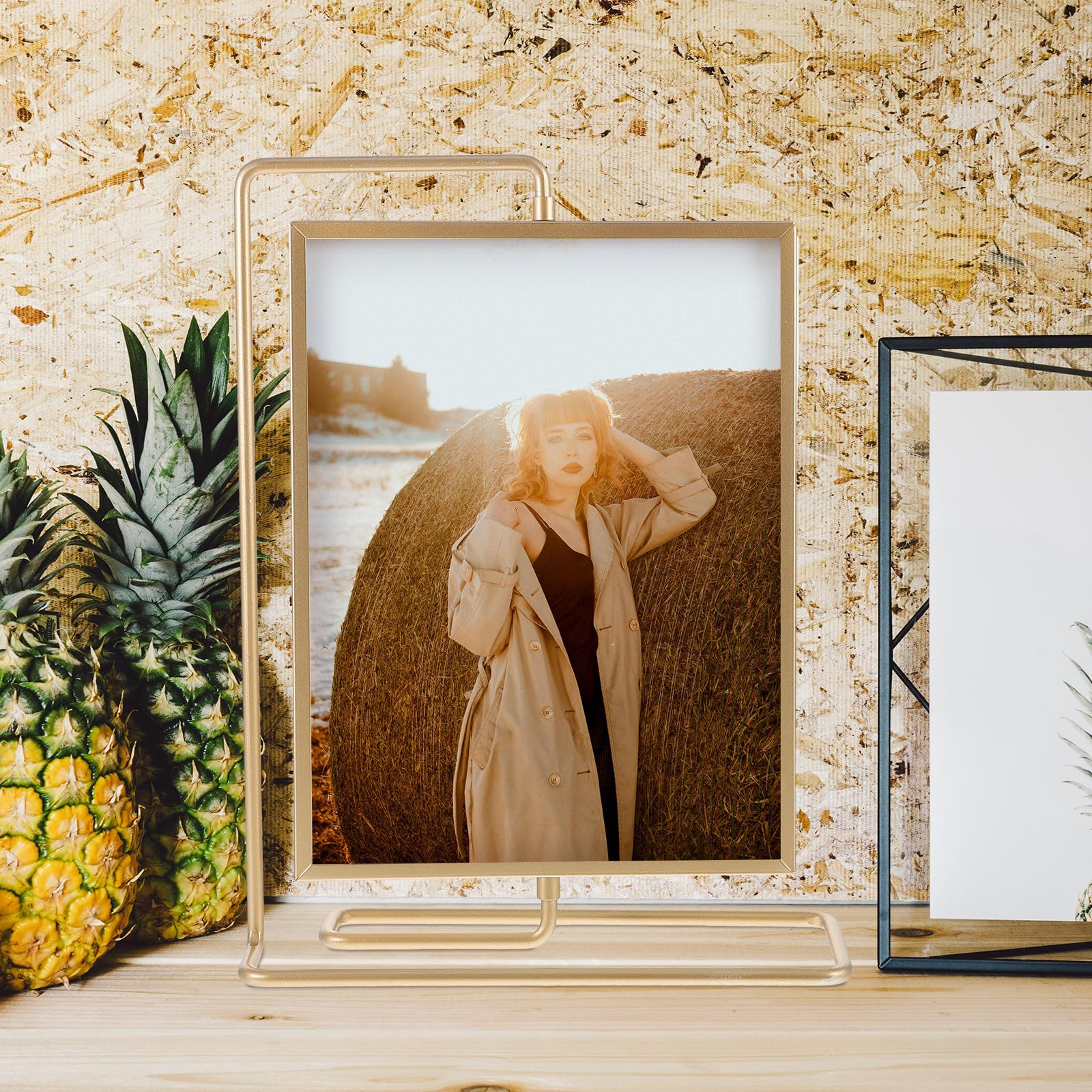 SOLUSTRE Marco de Fotos Giratorio Soporte para Fotos de Metal Dorado y Práctico Doble Cara y Acrílico de 6, 7 y 8 Pulgadas, Elegante para Decoración de Mesa