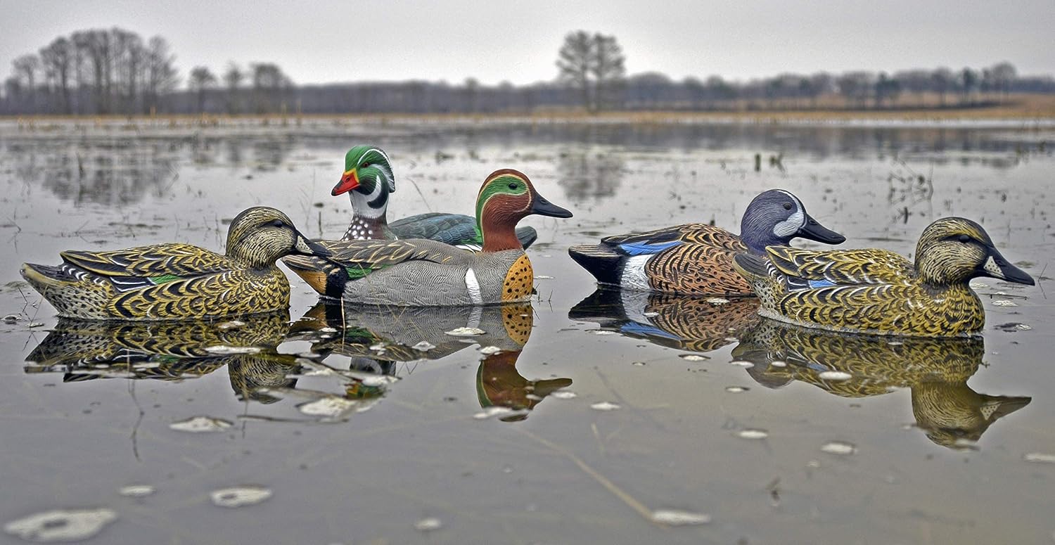 Higdon Outdoors Standard Puddle Pack Duck Decoys | Lightweight and Realistic UV Painted Floating Duck Decoys for Waterfowl Hunting Short String Design for Easy Setup | Foam Filled | 6pk