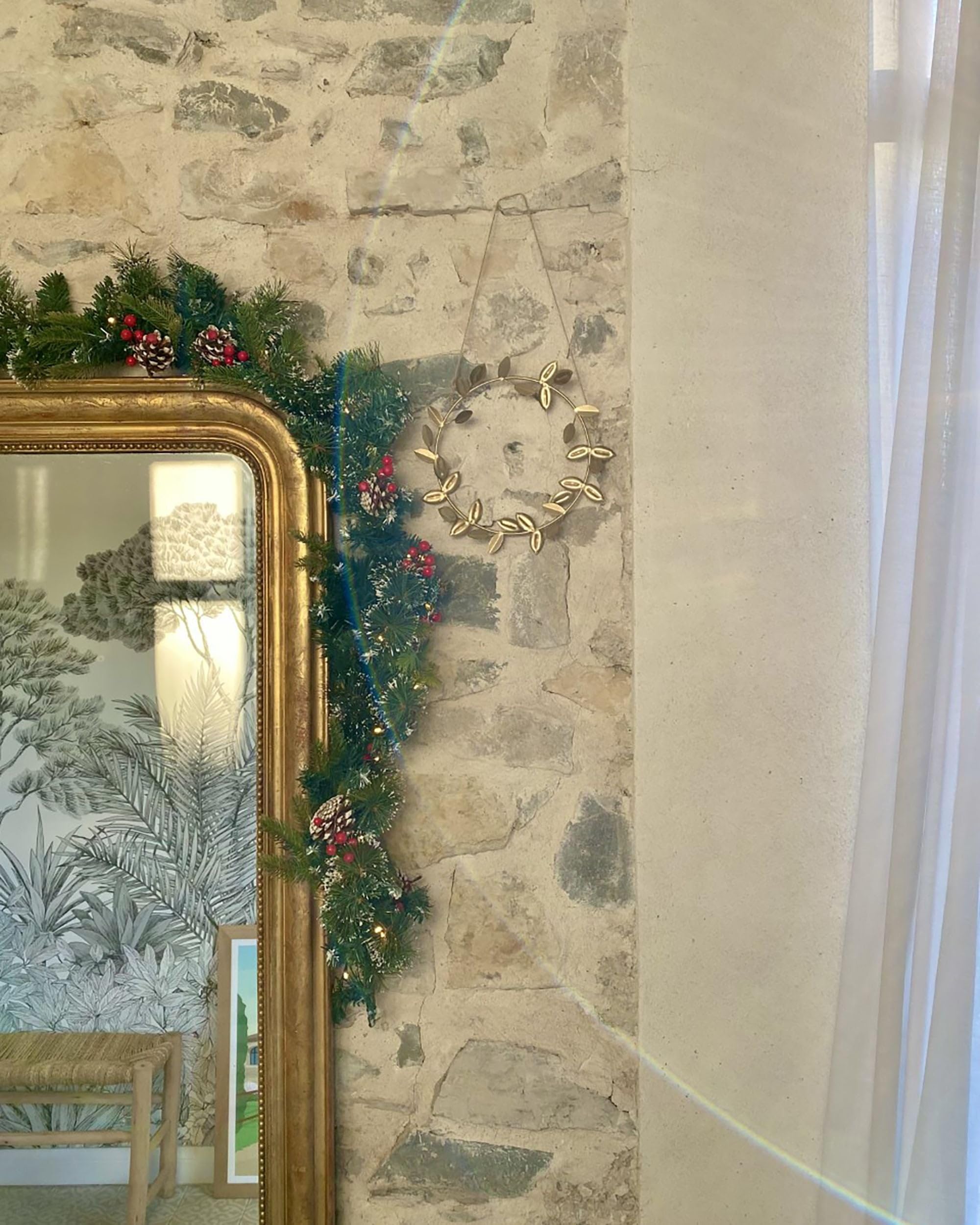 Künstliche Weihnachtsgirlande mit Beleuchtung Schnee 270 cm Indoor grün Paimio