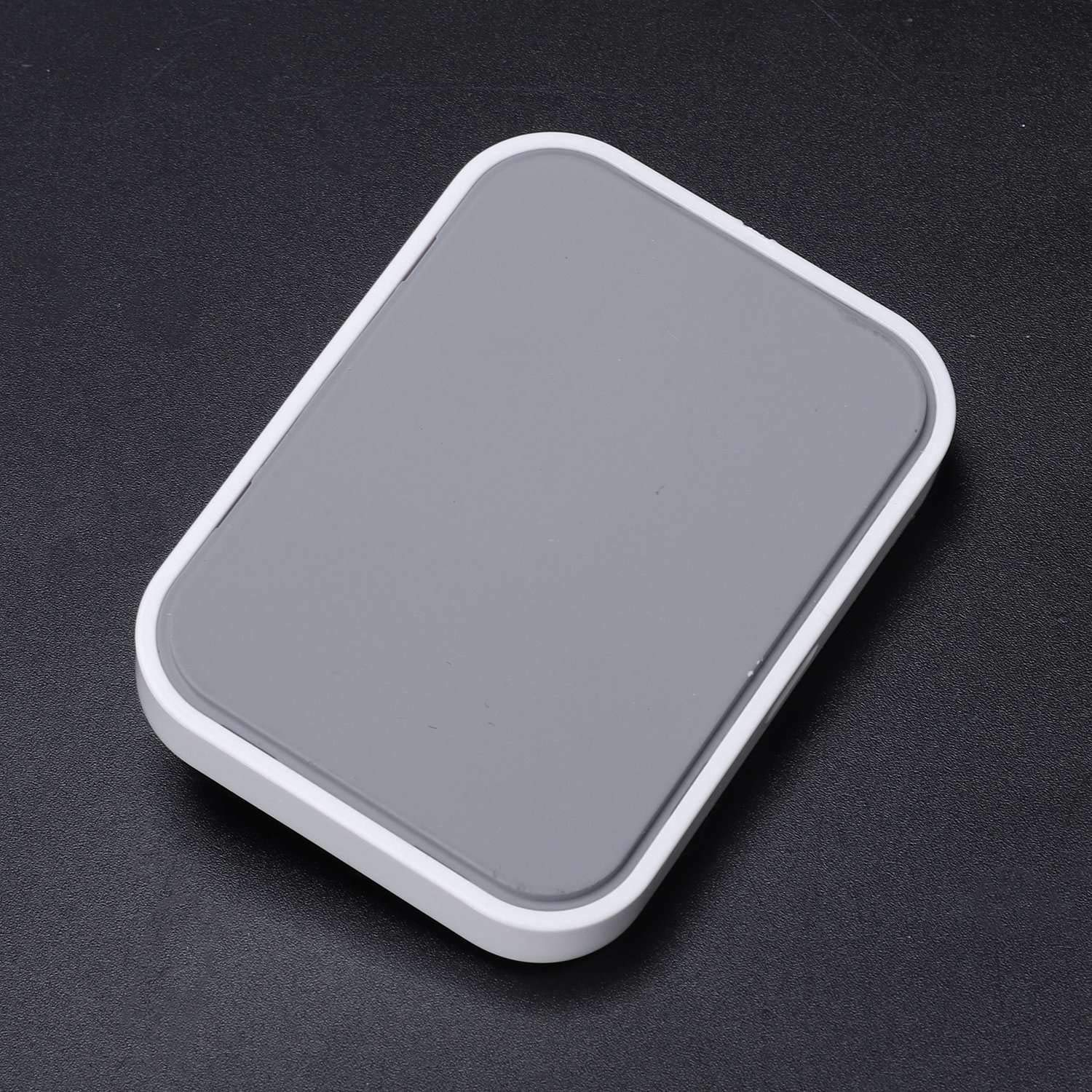 Caricabatterie da tavolo USB 3.1 di tipo C - nero Caricabatterie da tavolo USB 3.1 di tipo C - nero