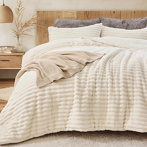 Sasttie Fluffy Comforter Set Queen 3 Pieces - Super Soft & Fuzzy Cream White Comforter Set for Winter Warm Fleece Bedding, 1 Luxury Heavy Faux Fur Down Alternative Comforter with 2 Pillow Cases