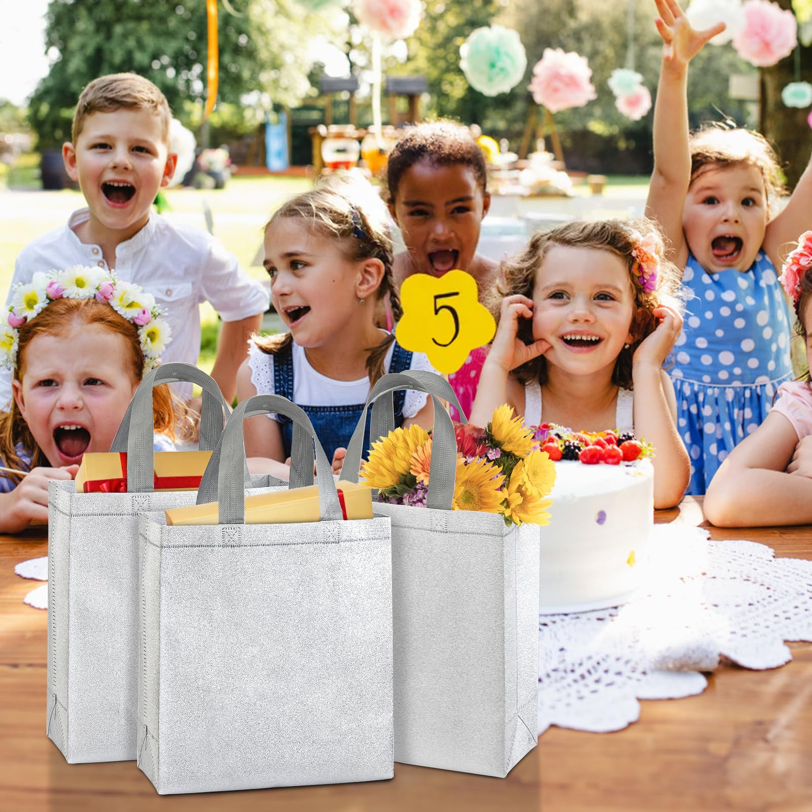 NOAH & EMMA Glänzende Geschenktüten Aus Vlies – 12 Stück Pink, Wiederverwendbar, Mit Griff, Faltbar, Größe 32,3x28,2x11,9 Cm