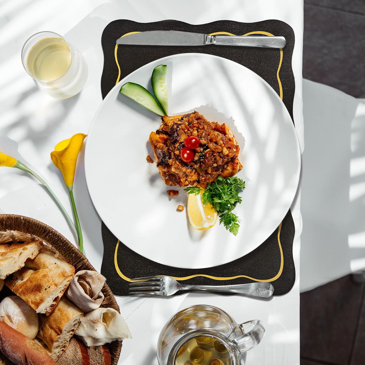 Black and Gold Scalloped Leather Placemats Set of 6 Waterproof Faux Leather Rectangular Placemats Oil-Proof Wipeable for Business Holiday Kitchen Dining Table Decor,16.5 * 11.8"