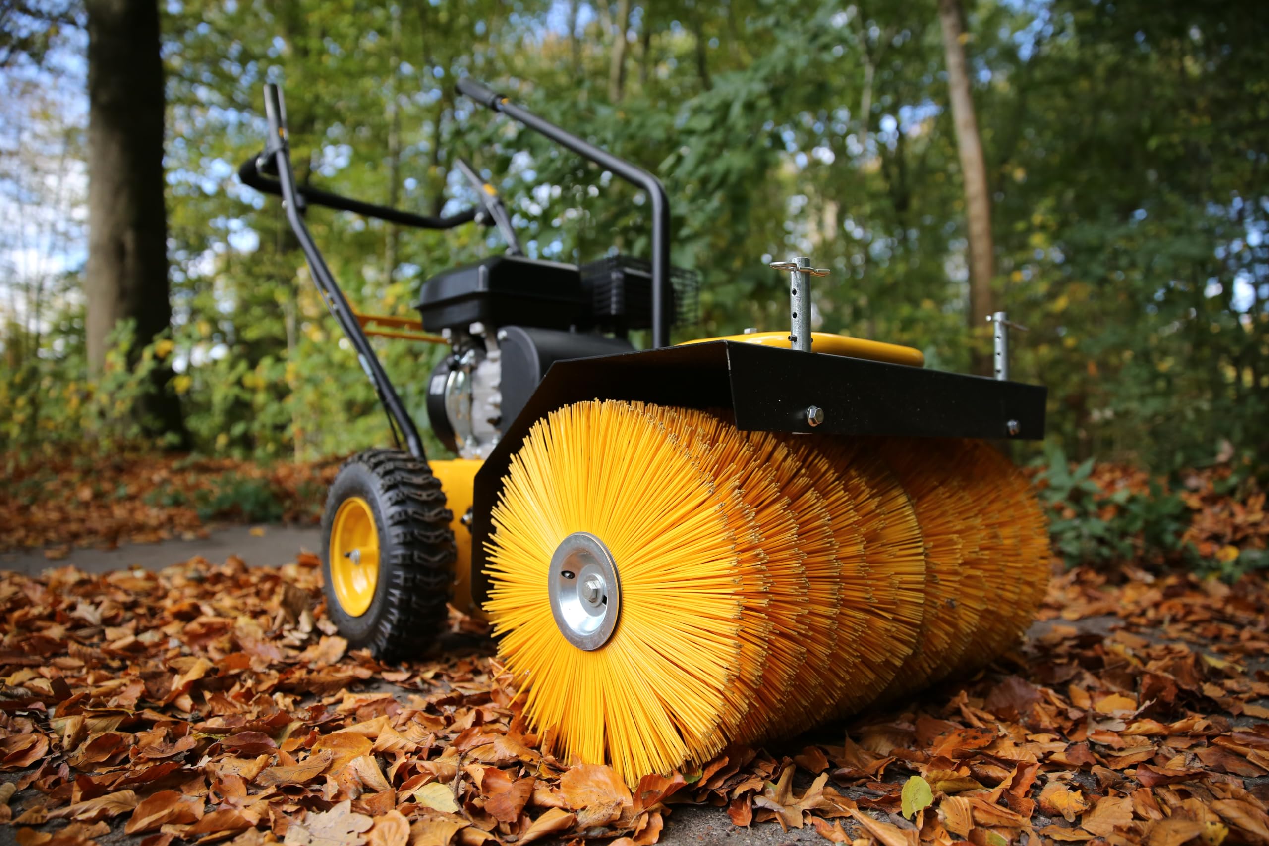 TEXAS Handy Sweep 650TGE 212ccm E-Start Kehrmaschine Benzin Schneefräse Schneeräumer Motorbesen mit Antrieb Radantrieb | 60cm | 5,7PS | 4Takt | 3xVor.1xRück.