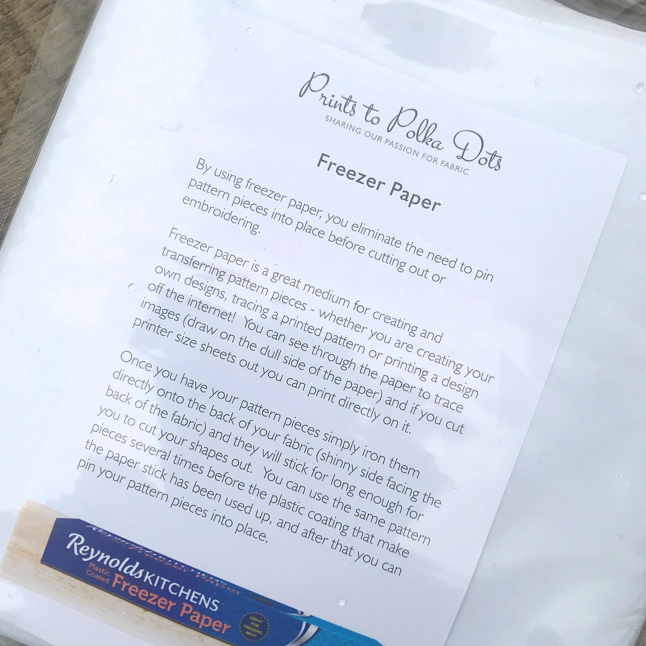 Prints to Polka DotsReynolds Freezer Paper, Plastic Coated - For Applique, Patchwork, Quilting, Machine Embroidery, Templates and Crafting - 38cm wide x 3mtrs