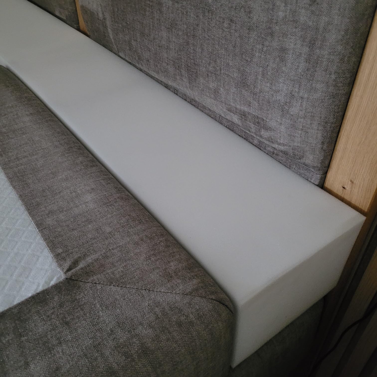 All4All Matratzenverlängerung aus Schaumstoff Matratzenausgleich RG 25/44 10x15cm Schaumstoffstreifen Mittellhart Matratzenstreifen Verlängerung für Babybett oder Pflegebett(120)