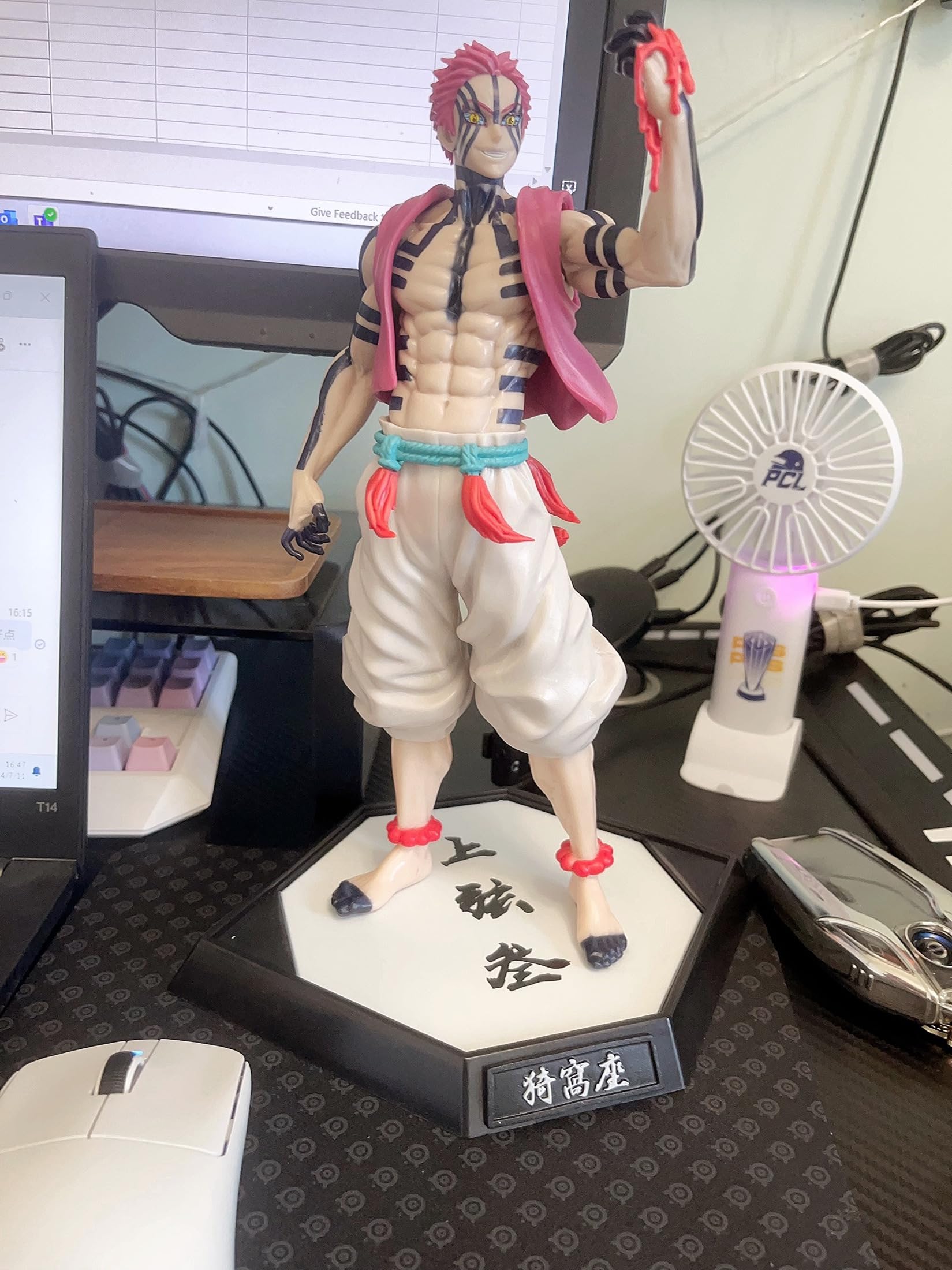 Amazon.co.jp: CHENREN 鬼の刃 上弦の参猗窩座立ち姿の彫像 逸品