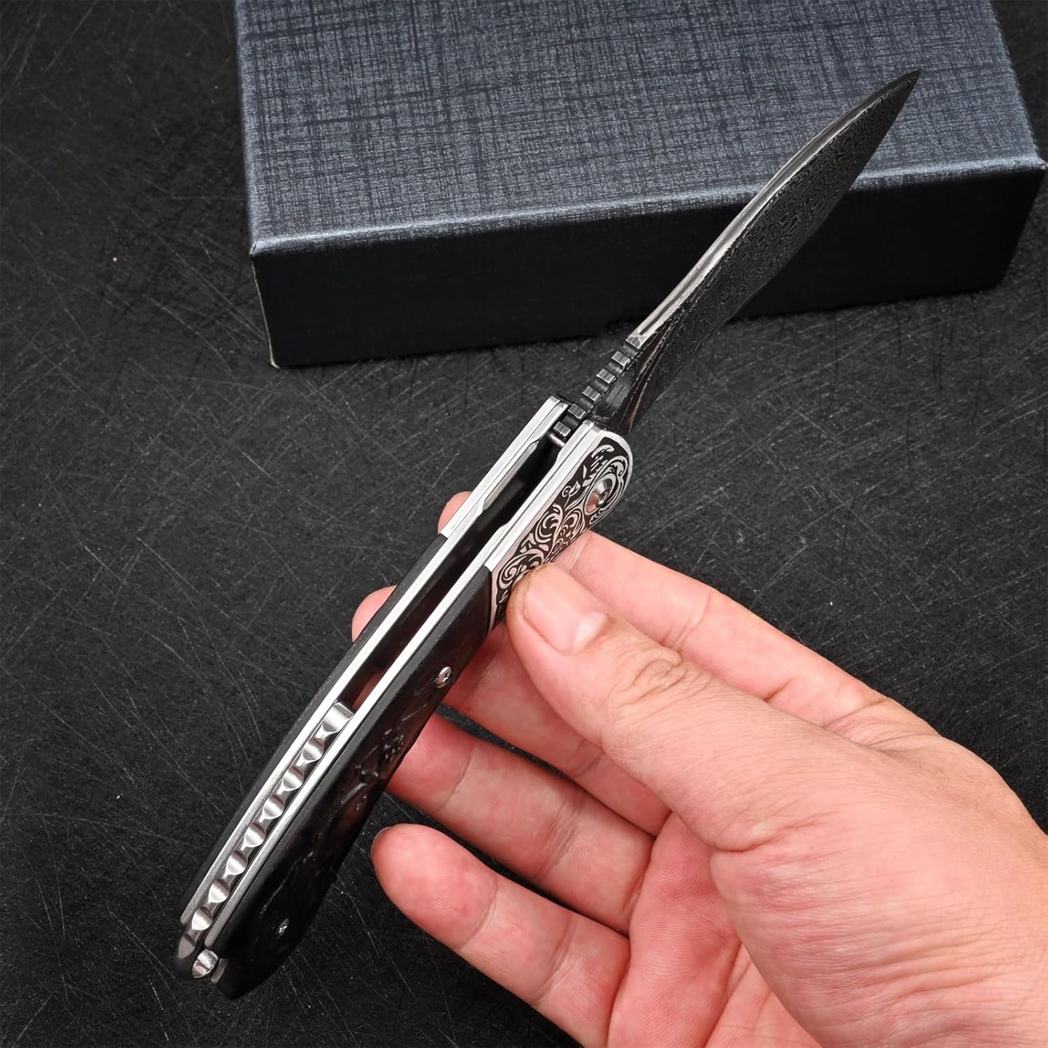 Flipper Folding Damascus Pocket Knife For Men Outdoor Camping Survival Gear