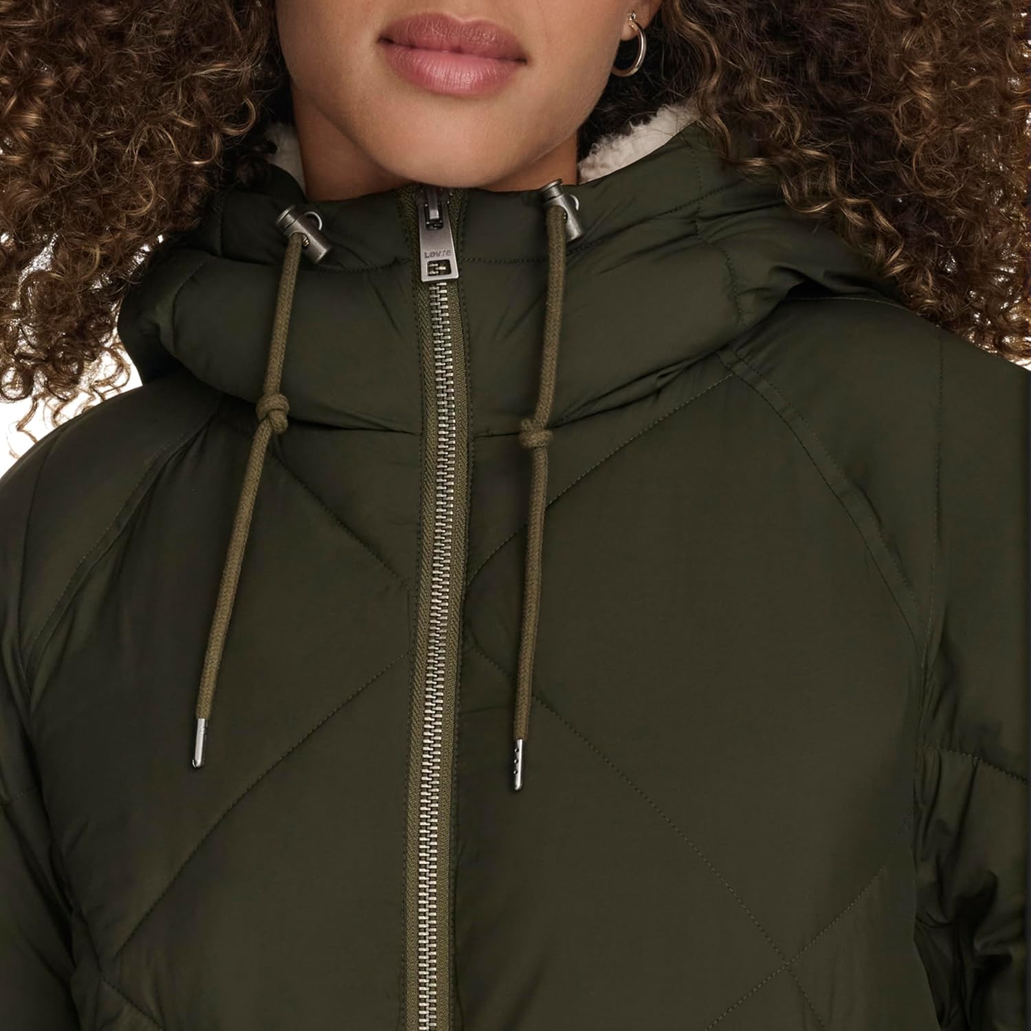 Levi's Women's Soft Sherpa Lined Diamond Quilted Long Parka Jacket (Standard & Plus Sizes) - Image 5