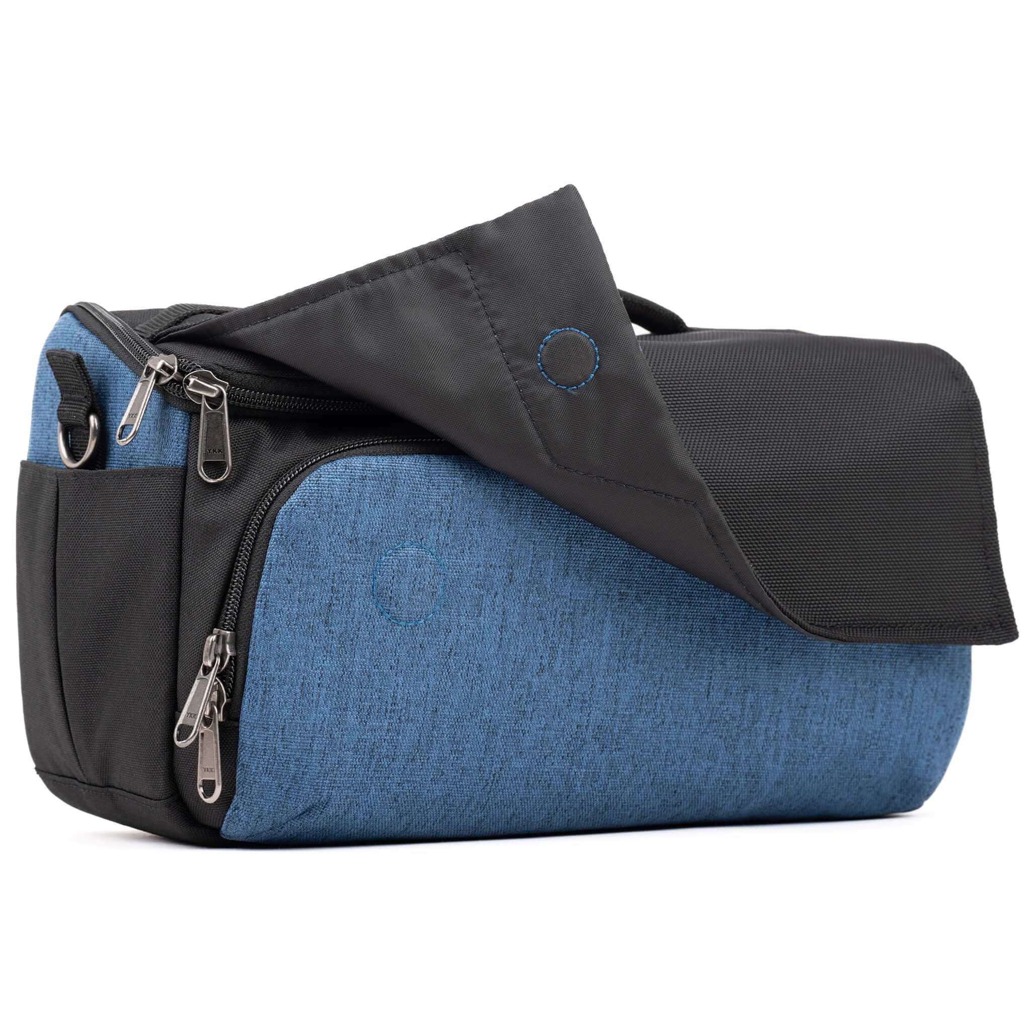 【希少色/美品】バーバリー PVC レザー カメラバッグ 金ホースロゴ ブルー系 希少色/美品】バーバリー PVC レザー カメラバッグ 金ホースロゴ