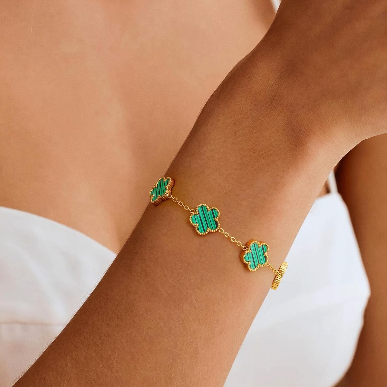 Unique 14K Gold Four-Leaf Clover Bracelet, Suitable for Ladies，White/Black/Blue Lucky Chain Four-Leaf Clover Bracelet，Fashionable Bracelet Set，Jewelry Gift Suitable for Ladies - Image 3