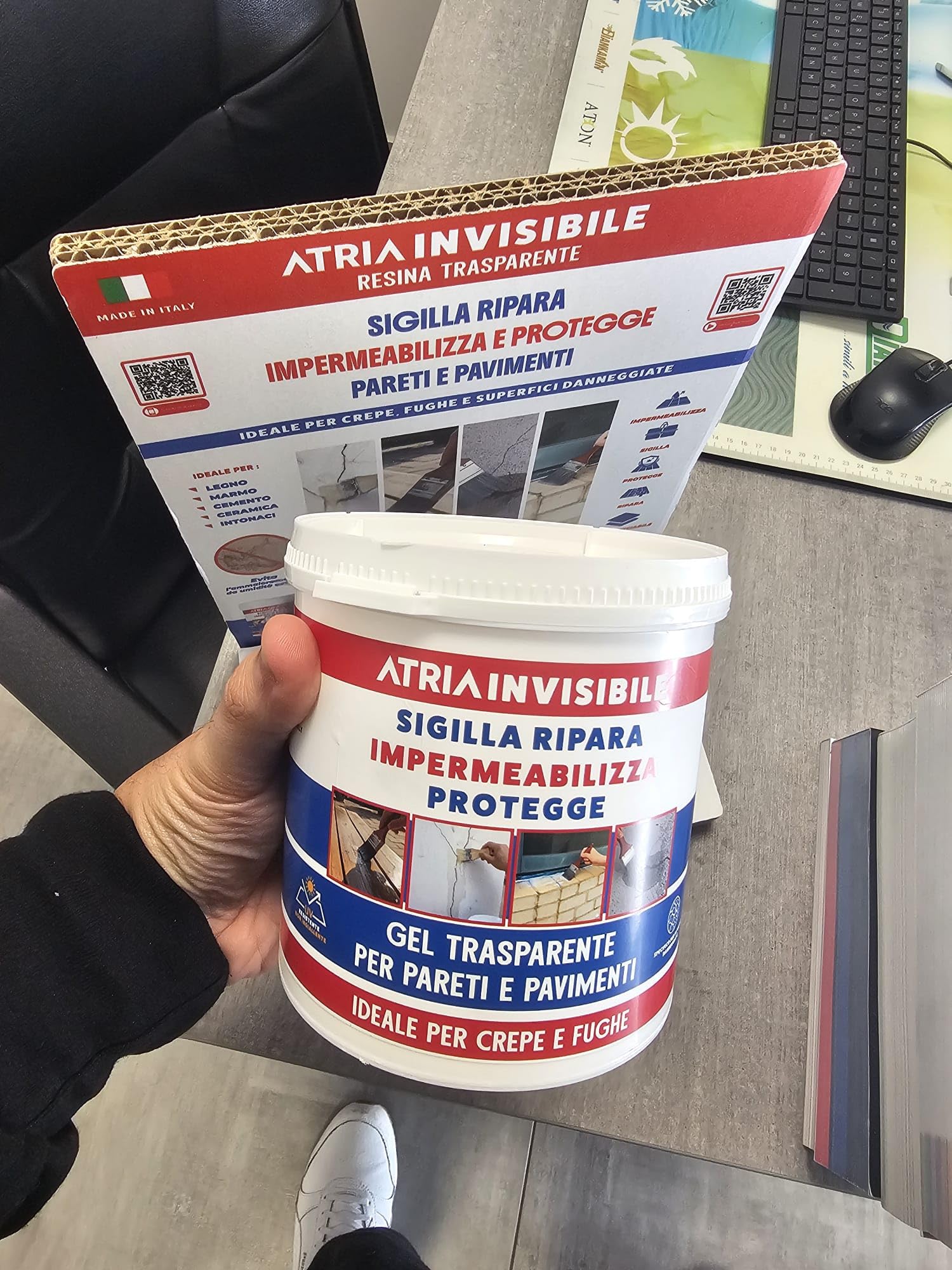 ATRIA INVISIBILE Gel Impermeabilizzante Trasparente per Pareti e Pavimenti, Poliuretano, 2,5kg, Sigilla Crepe e Fughe