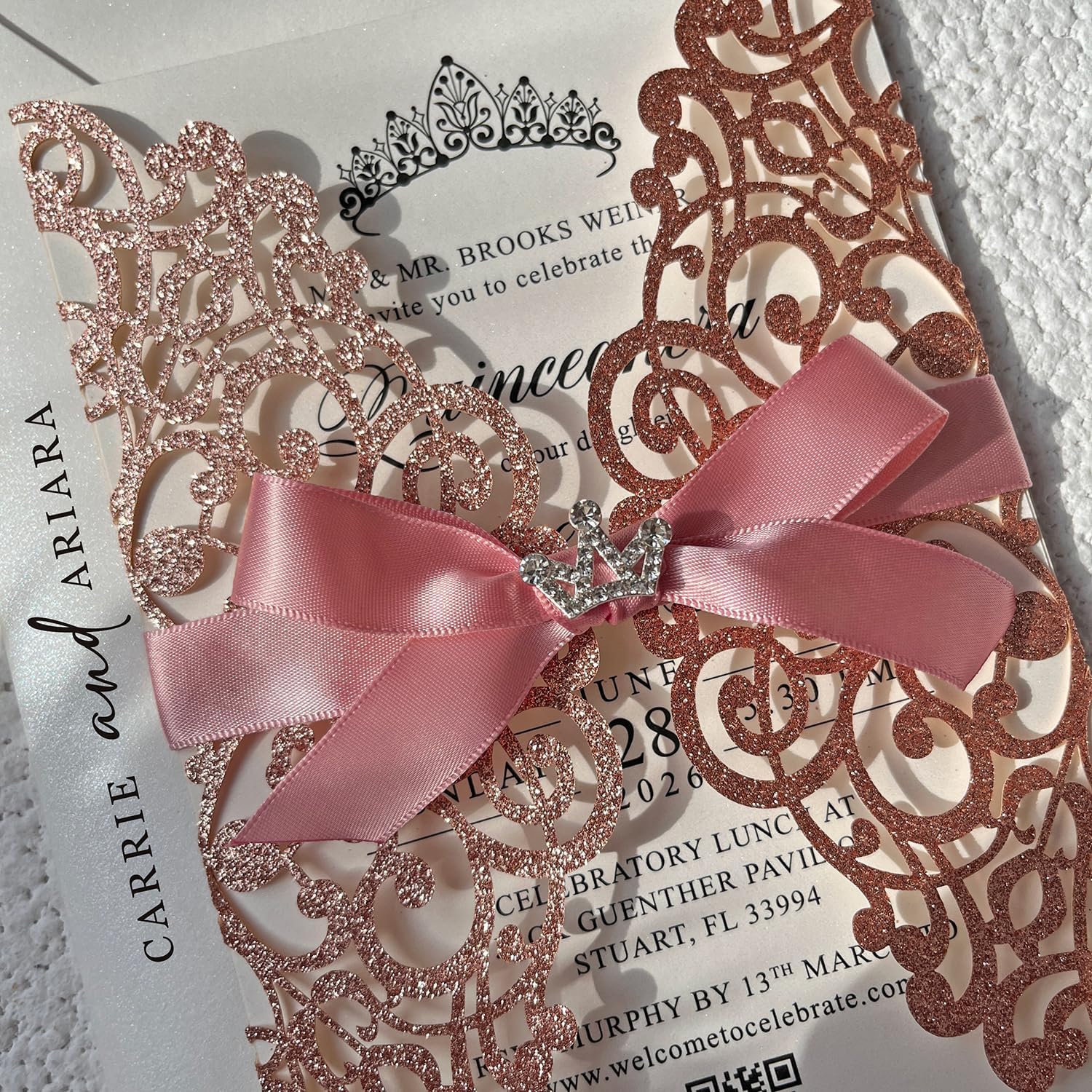 Rose Gold Quinceañera Invitation with Crown, Glitter Laser Cut Quinceanera Party Invite and Pink Ribbons , Lace Wedding Invitation Card, Sweet 16 (Glitter Rose Gold, 25pcs Blank Invitation)
