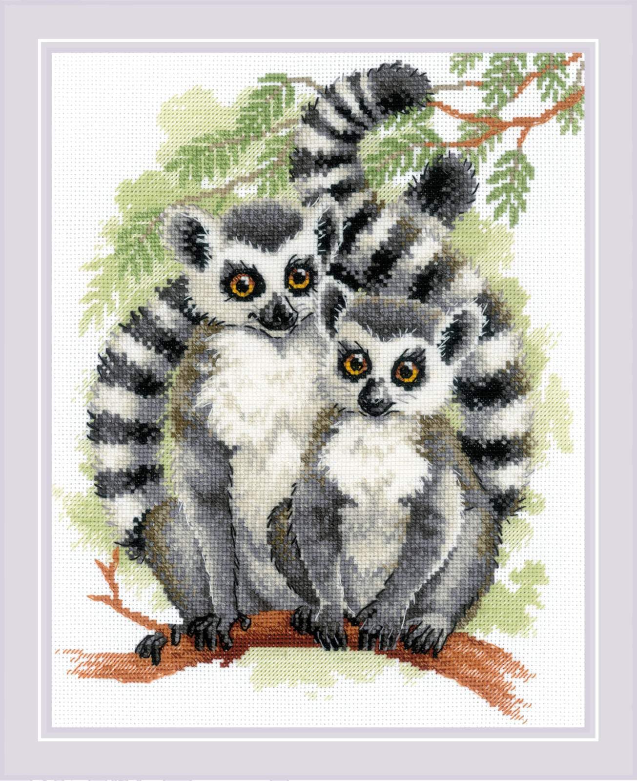 Riolis Cross Stitch Kit - Lemurs  2196