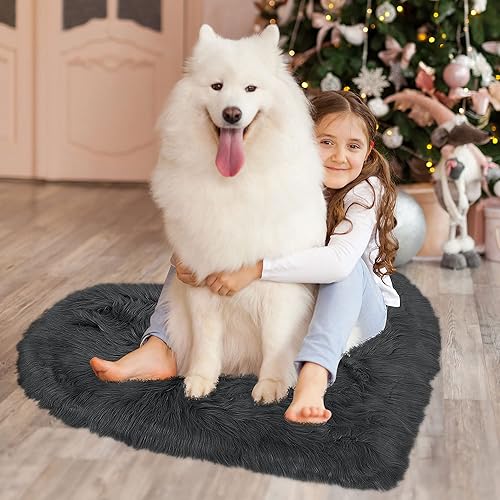 Miniatura 5 de uxcell Alfombras en forma de corazón para dormitorio, alfombra estética pequeña para niñas, linda alfombra peluda para piso, alfombra de felpa