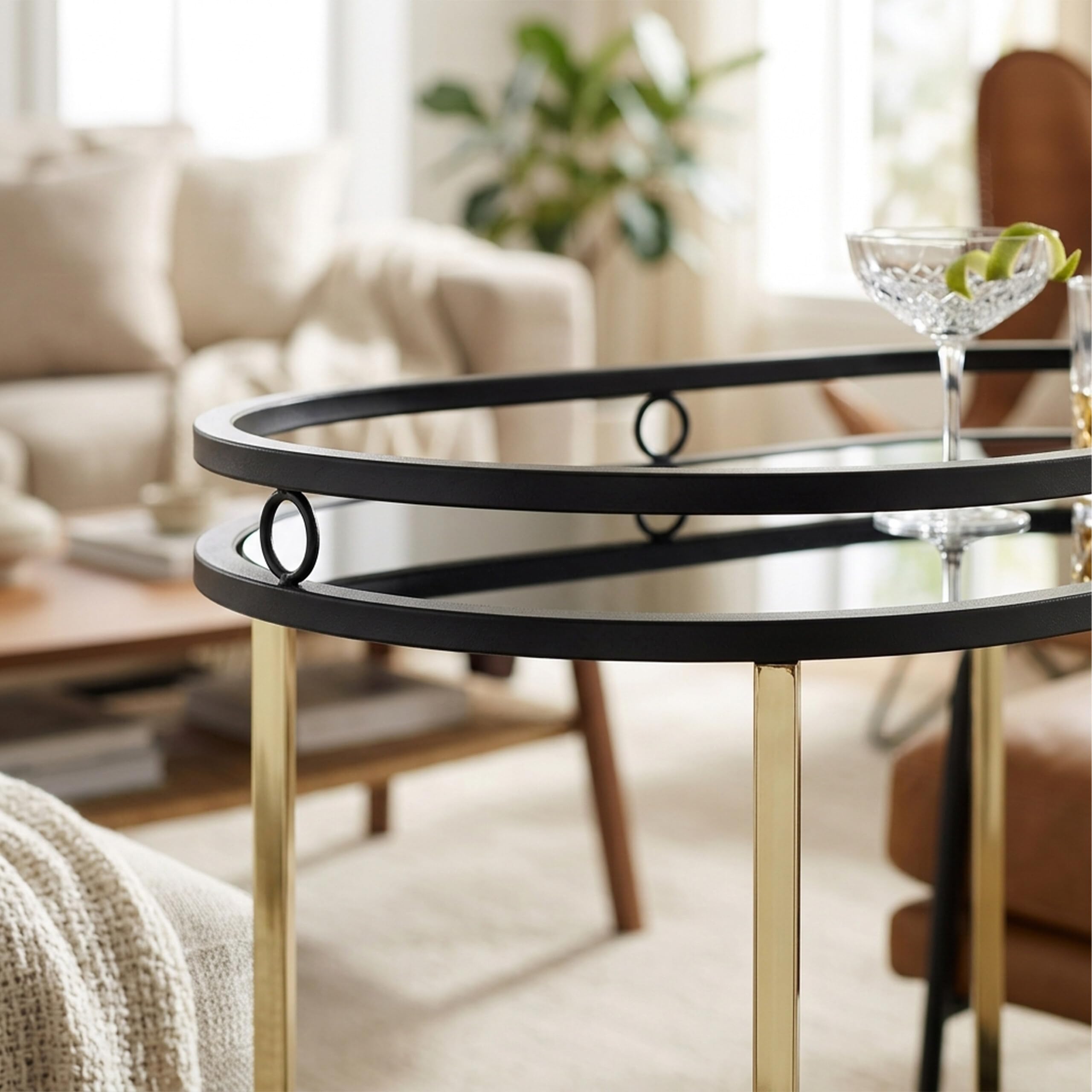 Relaxdays Carrito de Servicio, 2 bandejas, Cristal y Metal, Negro/Dorado | (Alto x Ancho x Fondo): 77,5 x 72 x 42 cm, carrito de cocina con 4 ruedas