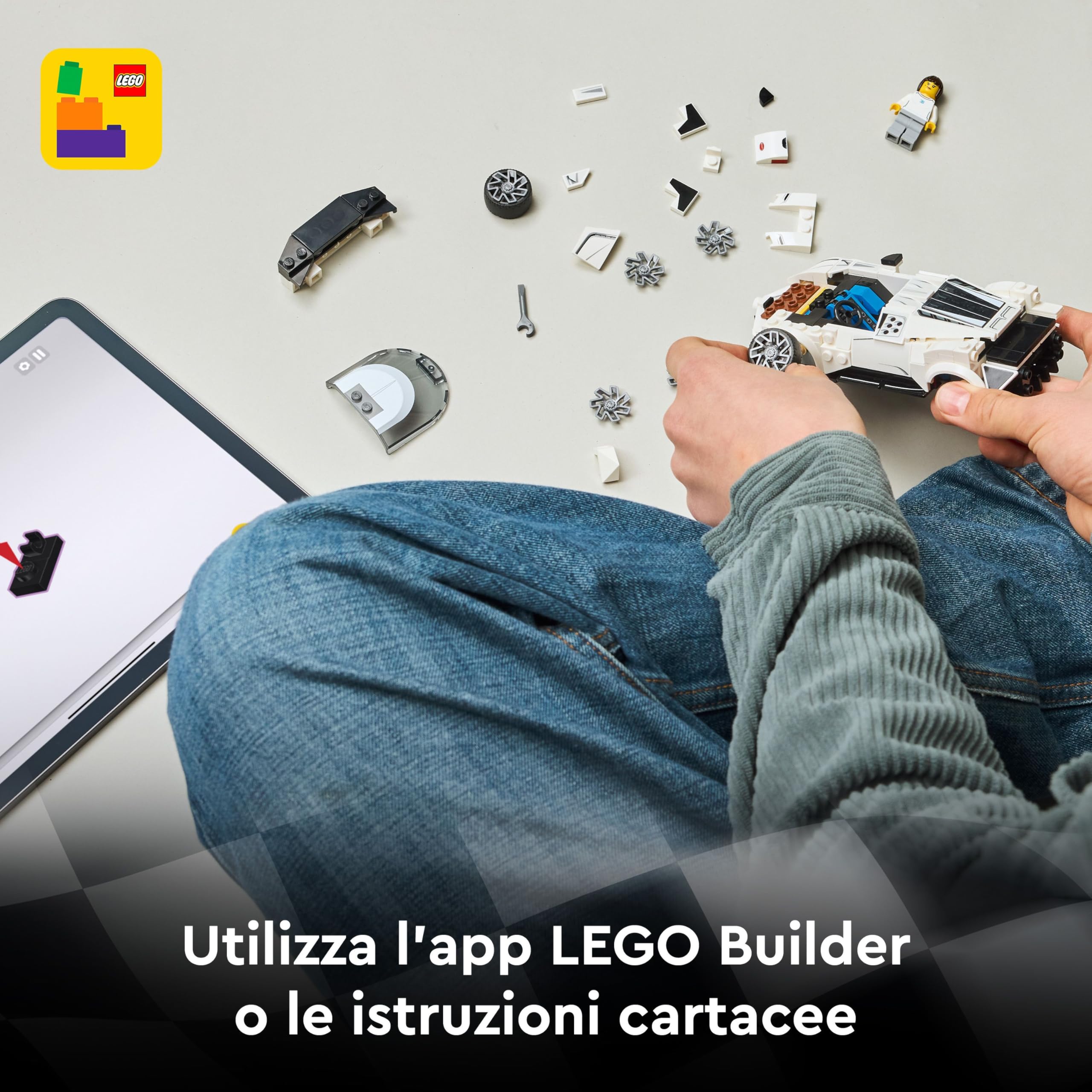 LEGO Speed Champions Hyper Sports Car Bugatti Centodieci - Modellino di Auto con Minifigure del Pilota - Macchina Giocattolo per Bambini da 9 Anni - Regalo di Compleanno - 77240