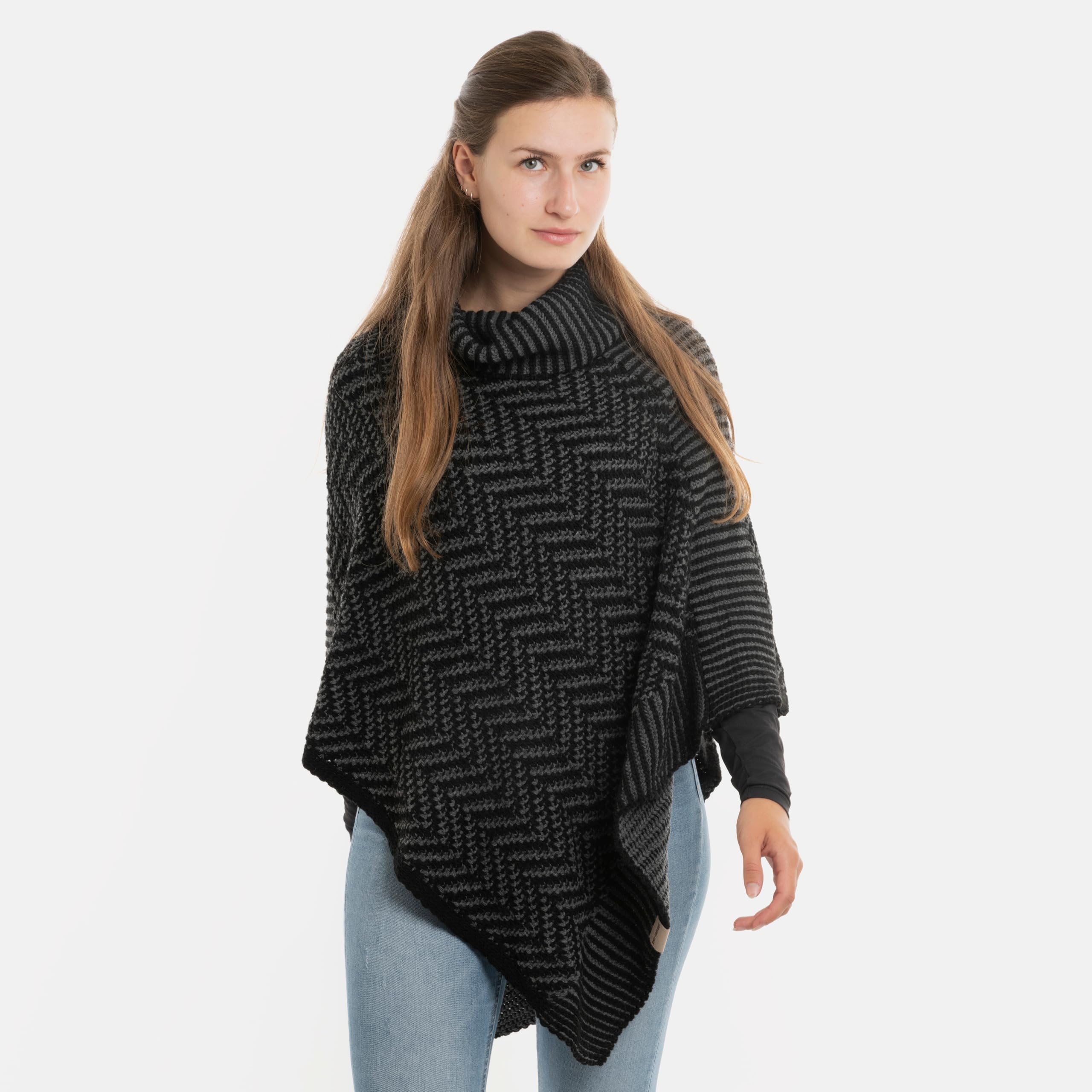 Knit Factory - Amber Poncho Tricoté