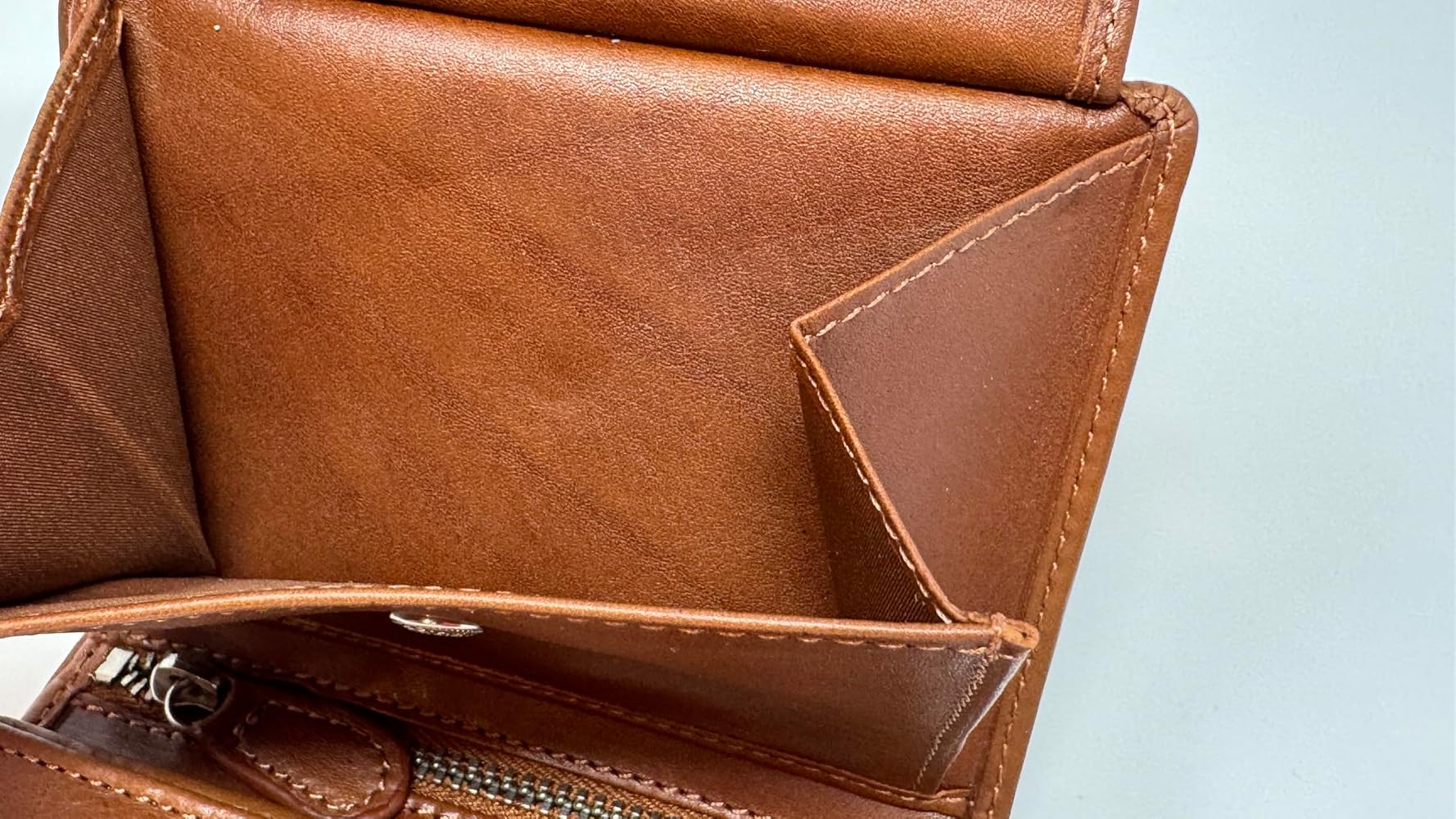DiLoro Men's Leather Wallet – RFID Blocking Bifold With ID Window & Coin Zip – Bugatti Tan, Large Full Size - View #11