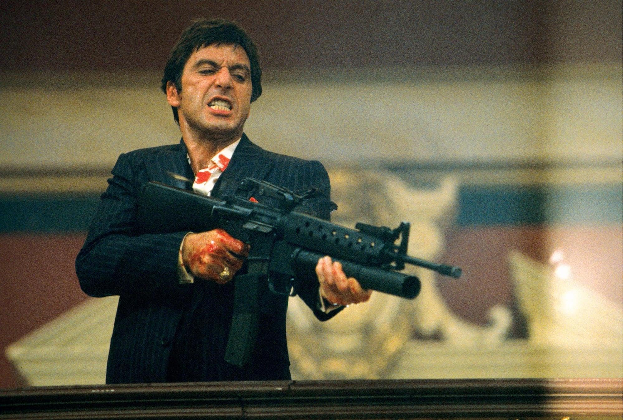 Scarface (1983) – Gold Edition 4K Ultra HD + Blu-ray + Digital