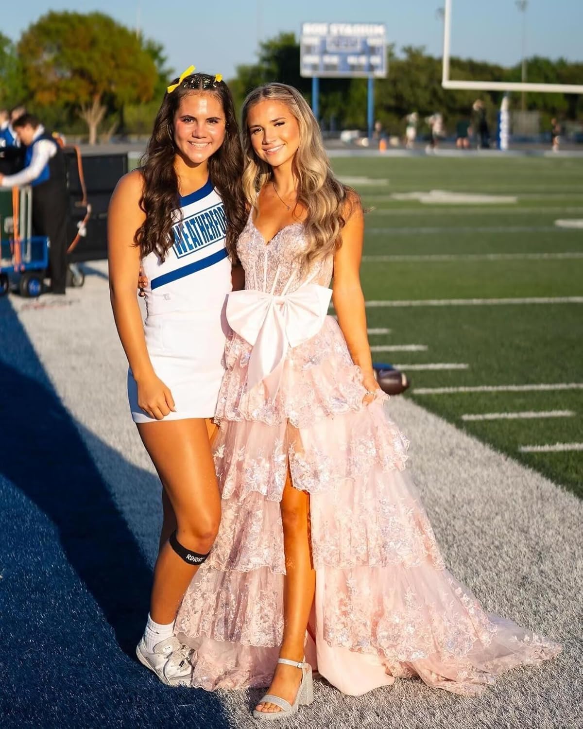 SoDigne Tiered Long Tulle Prom Dress for Women Bow Backless Lace Applique Formal Evening Gown with Slit