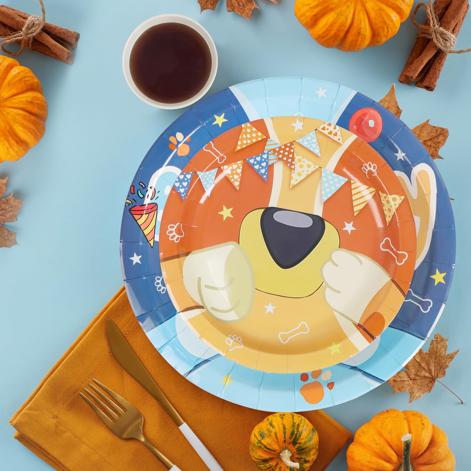 Set di stoviglie PARTY GO 96 pezzi, piatti di carta cartone animato blu per feste di compleanno, set di stoviglie per feste include piatti di carta, tovaglioli, posate per decorazioni di compleanno