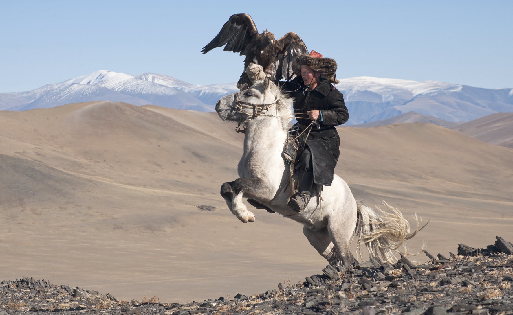 Dark Heavens. Shamans & Hunters of Mongolia. Ediz. inglese e tedesca