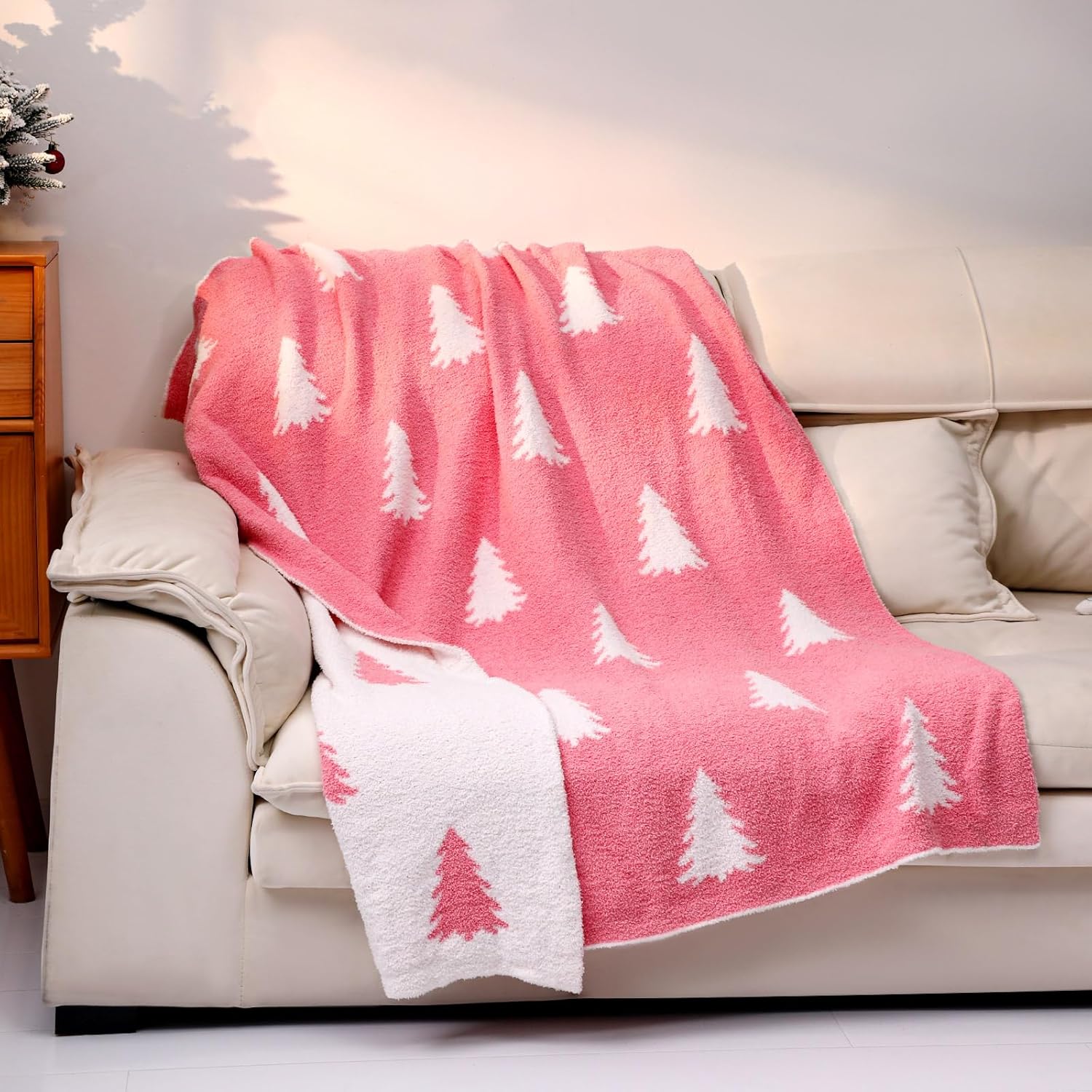 Buryeah Knit Throw Blanket, 50 x 60 Inch Reversible Knitted Throw Blanket, Cozy Soft Lightweight Gift for Couch Sofa Bed(Pink and White,Christmas Tree)