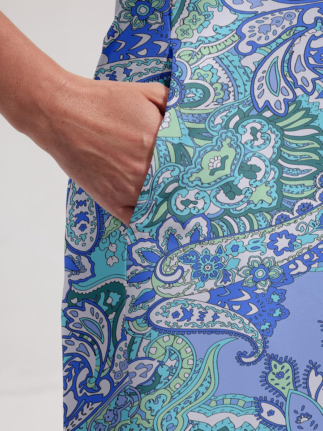 Tennis Dresses for Women with 2 Pockets Sleeveless Womens Golf Dress Quarter Zip Stand Collar Printed Athletic Dress