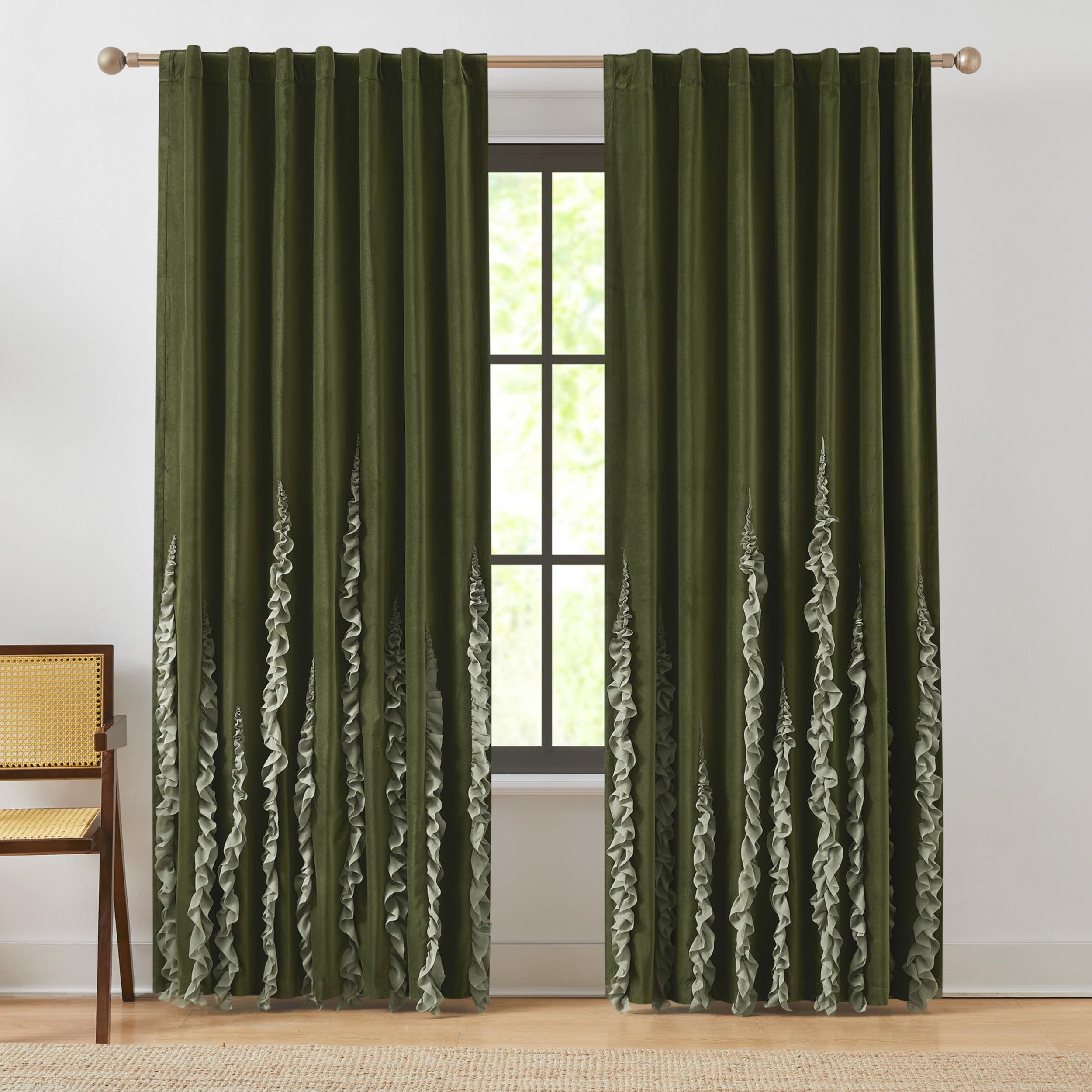 Amazon.com: Lush Decor x Chuks Collins Verdant Path Velvet