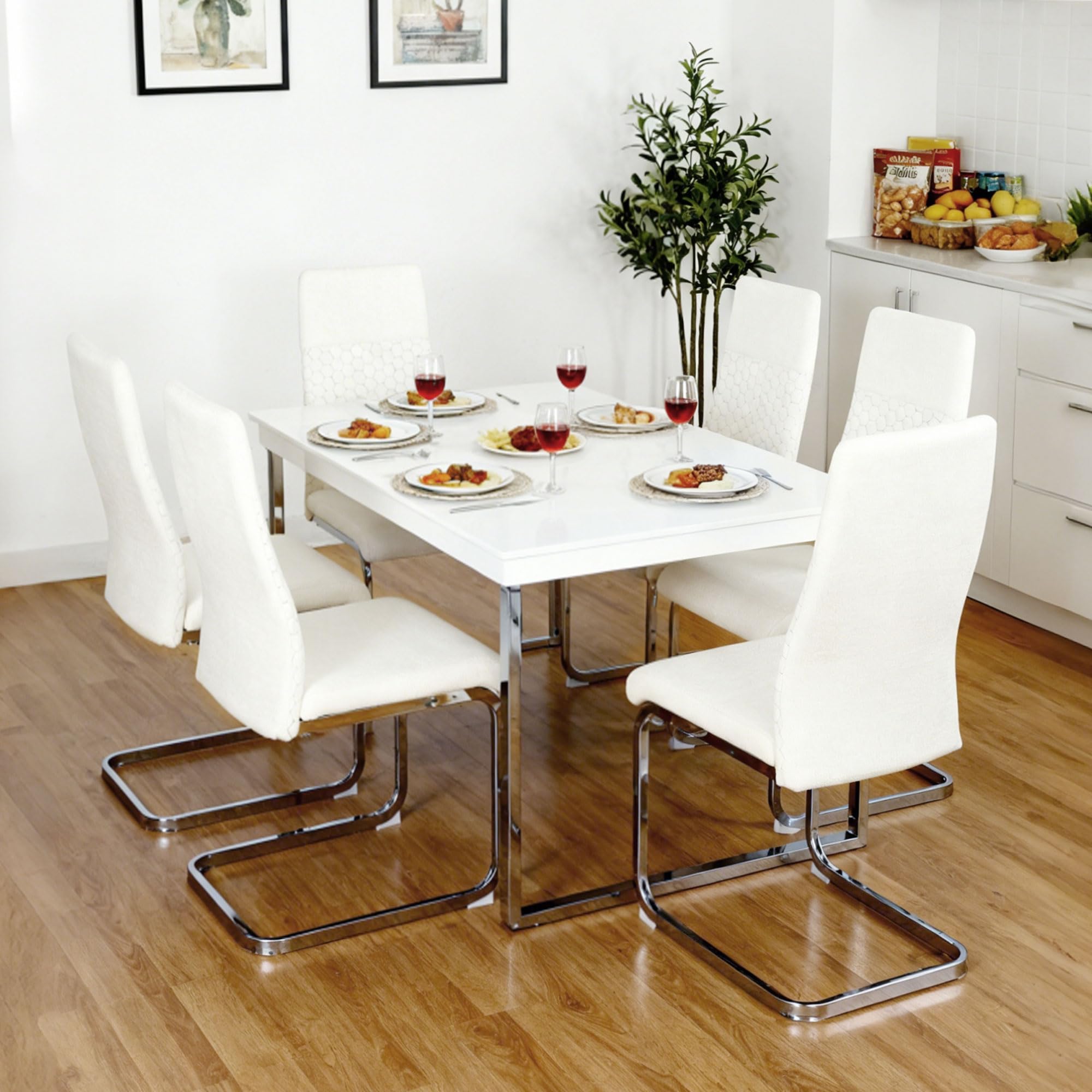HOMCOM Juego de 4 Sillas de Comedor Asiento y Respaldo Acolchado Crema | Sillas de Cocina, Tapizado en Terciopelo, Patas de Acero, para Oficina, Conferencia, Sala de Estar