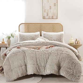 Smoofy Fluffy Queen Comforter Set, Faux Fur Fuzzy Plush Comforter, Soft Comforter Set Queen Size, Shaggy Bedding Set, 3 Pieces, 1 Comforter (90"x90") & 2 Pillow Cases (20"x26"), Oatmeal
