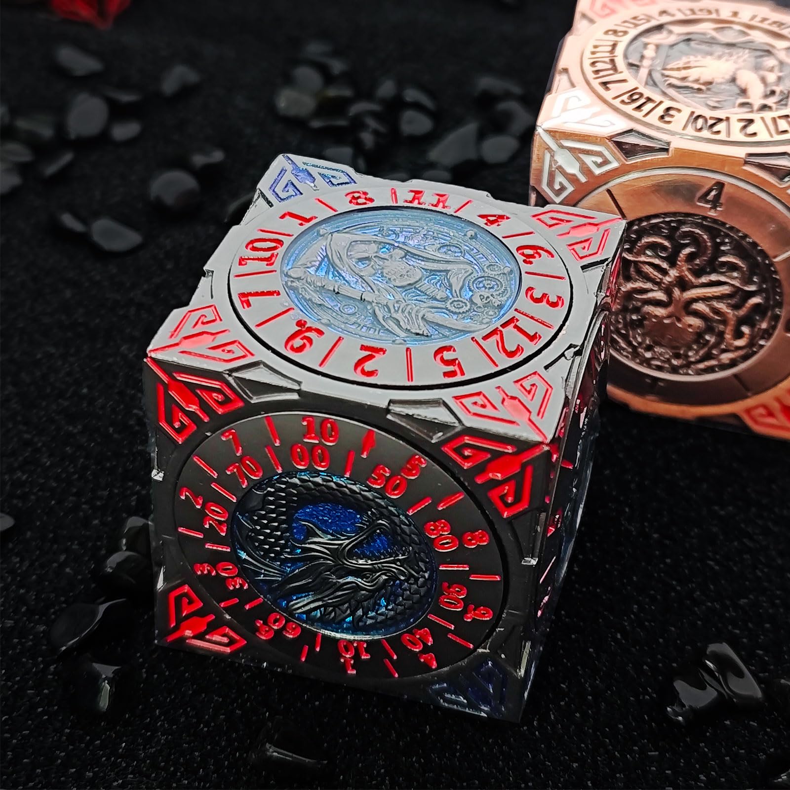 Dados giratorios DND 2025, juego de dados de metal 7 en 1 con alivio 3D para regalos de Calabozos y Dragones, dados poliédricos de juego de rol, accesorios de rol de mesa Fantasy D&D para DM y jugador