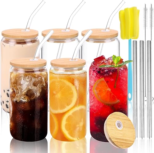 Moretoes Juego de 6 vasos de vidrio de 16 onzas con tapas y pajitas, tazas de café helado de vidrio, vasos de cerveza, lindo vaso Boba para batido