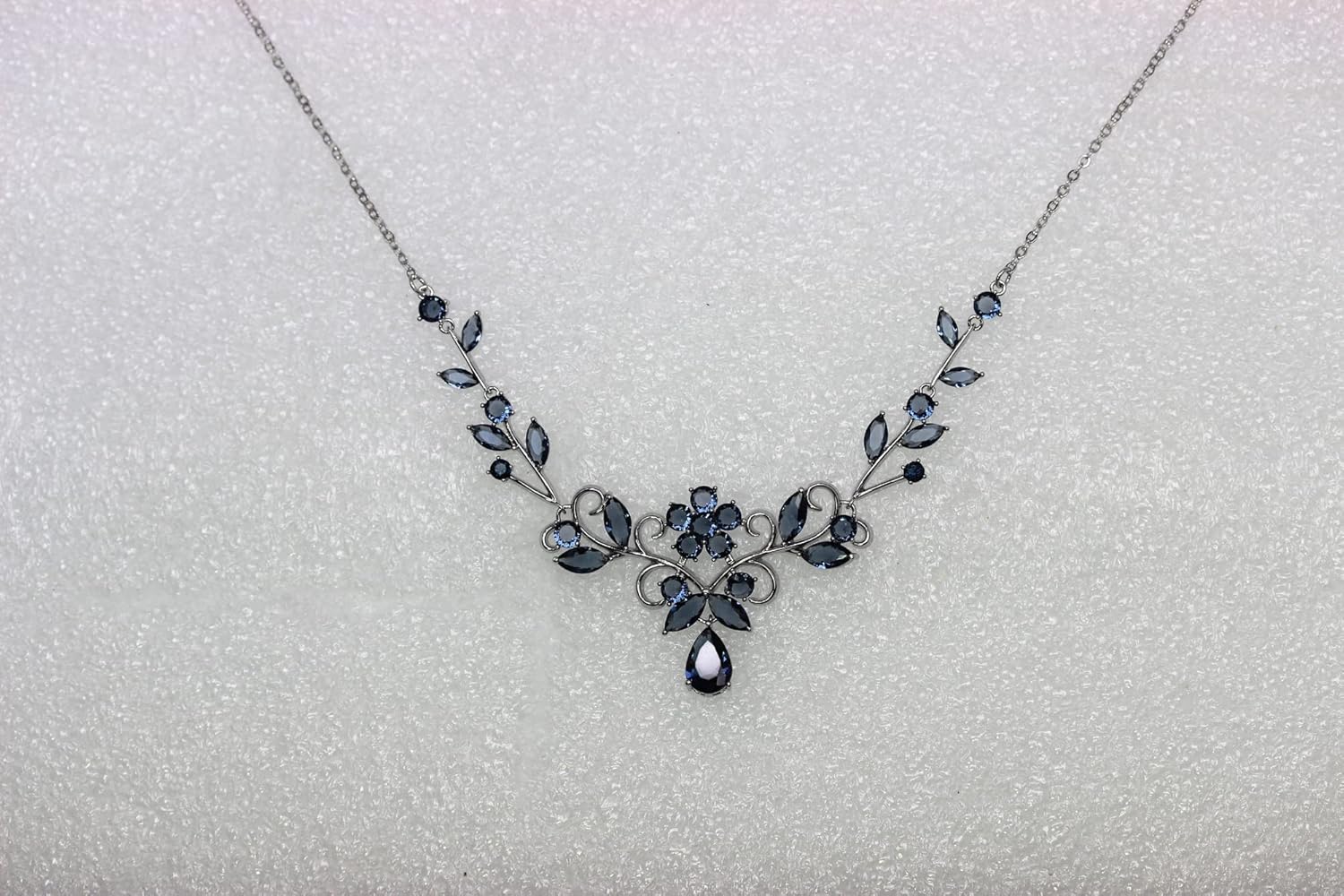 Faship Gorgeous CZ Crystal Floral Necklace Earrings Set - Image 3