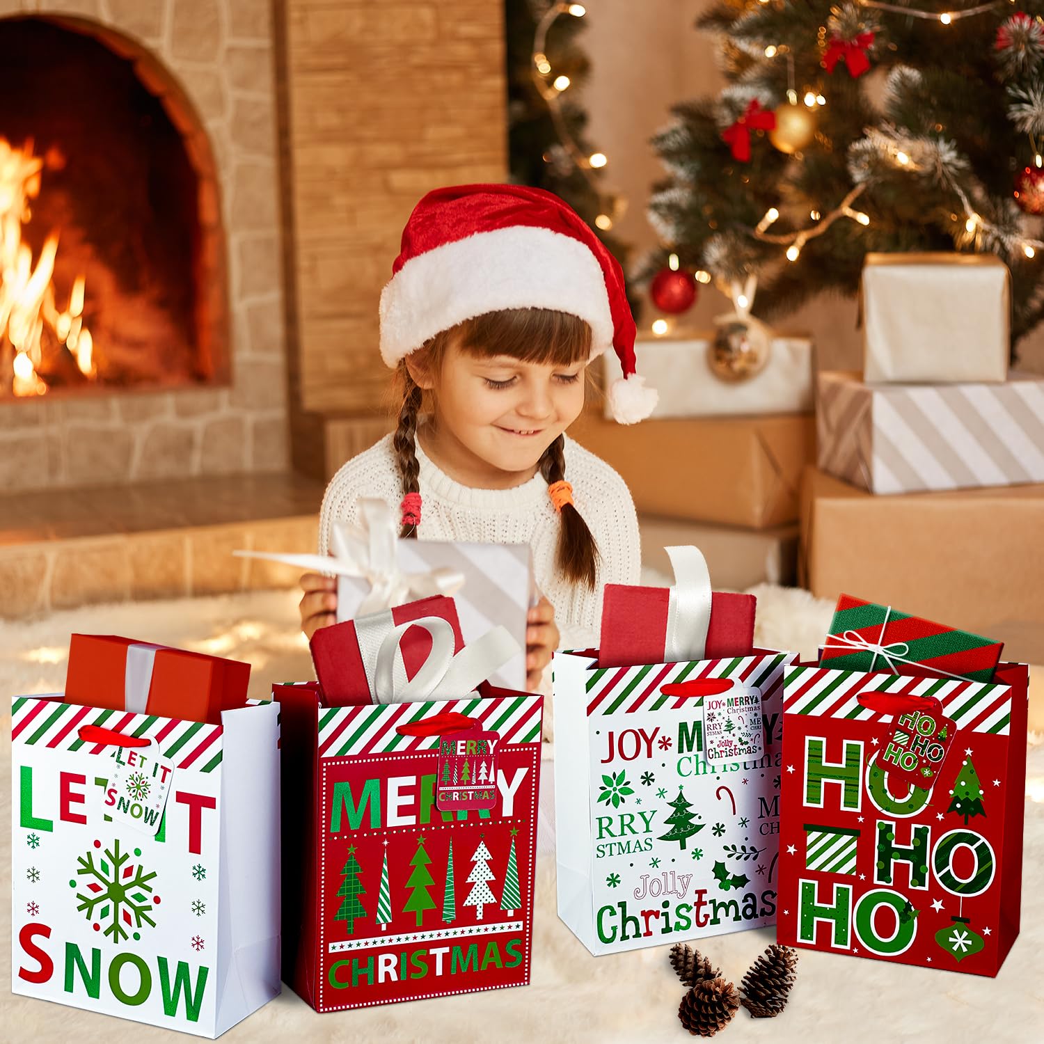 GITMIWS Paquete de 12 bolsas de regalo de papel de Navidad con papel de seda, bolsas de regalo de Navidad medianas de 9 pulgadas a granel con asas, bolsas de regalo de Navidad para regalos de niños,