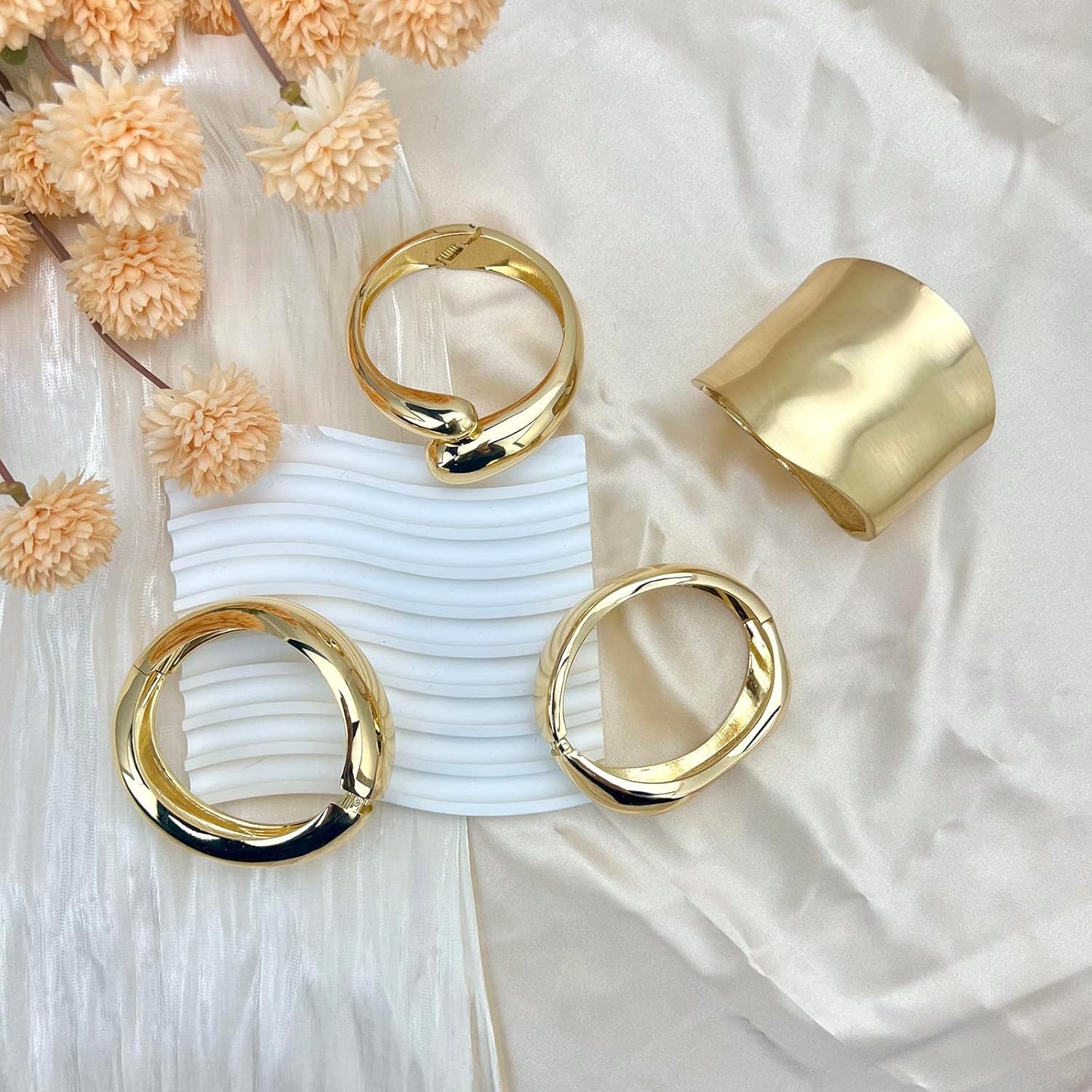 KOLODOGO 4PCS Gold Cuff Bracelets for Women Hypoallergenic Wide Stackable Bangles 14K Gold Plated Chunky Bracelet for Wedding Party Prom - Image 4