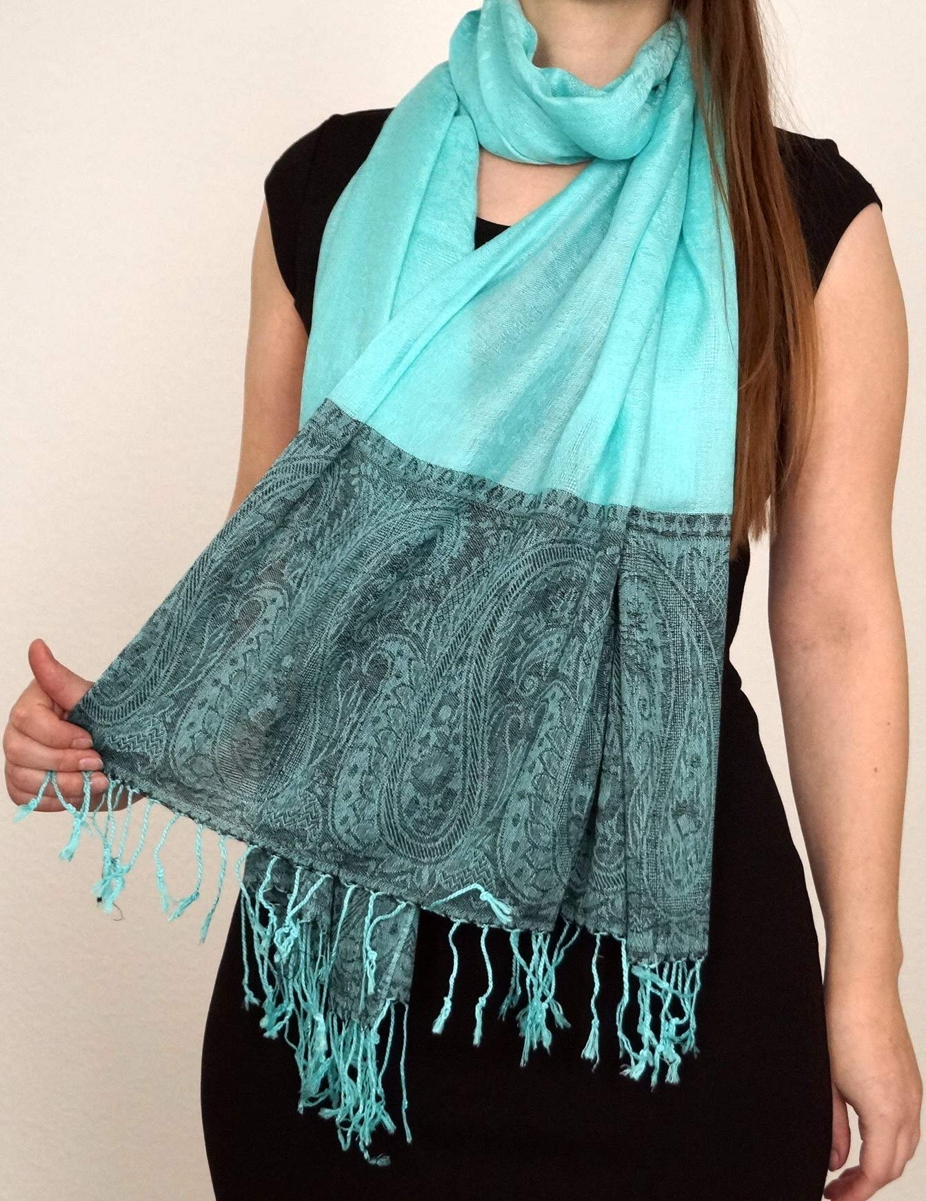 Handgewebter Kaschmir Schal in Türkis-Grün Farbe für Klassische Damen mit klassischen Outfits und geschmack - 75cm x 200cm